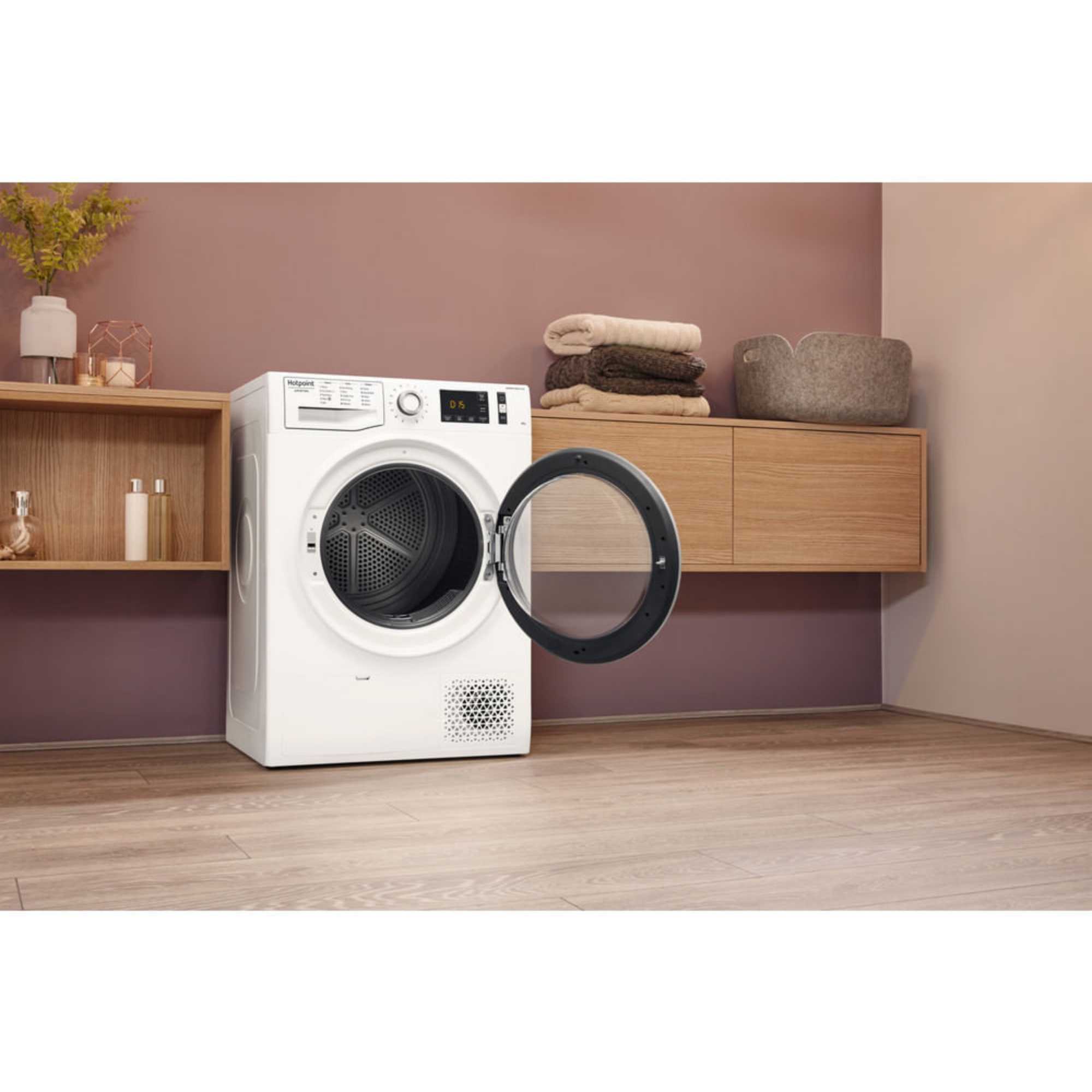 NT M11 92SK UK ActiveCare 9kg Heat Pump Tumble Dryer - White