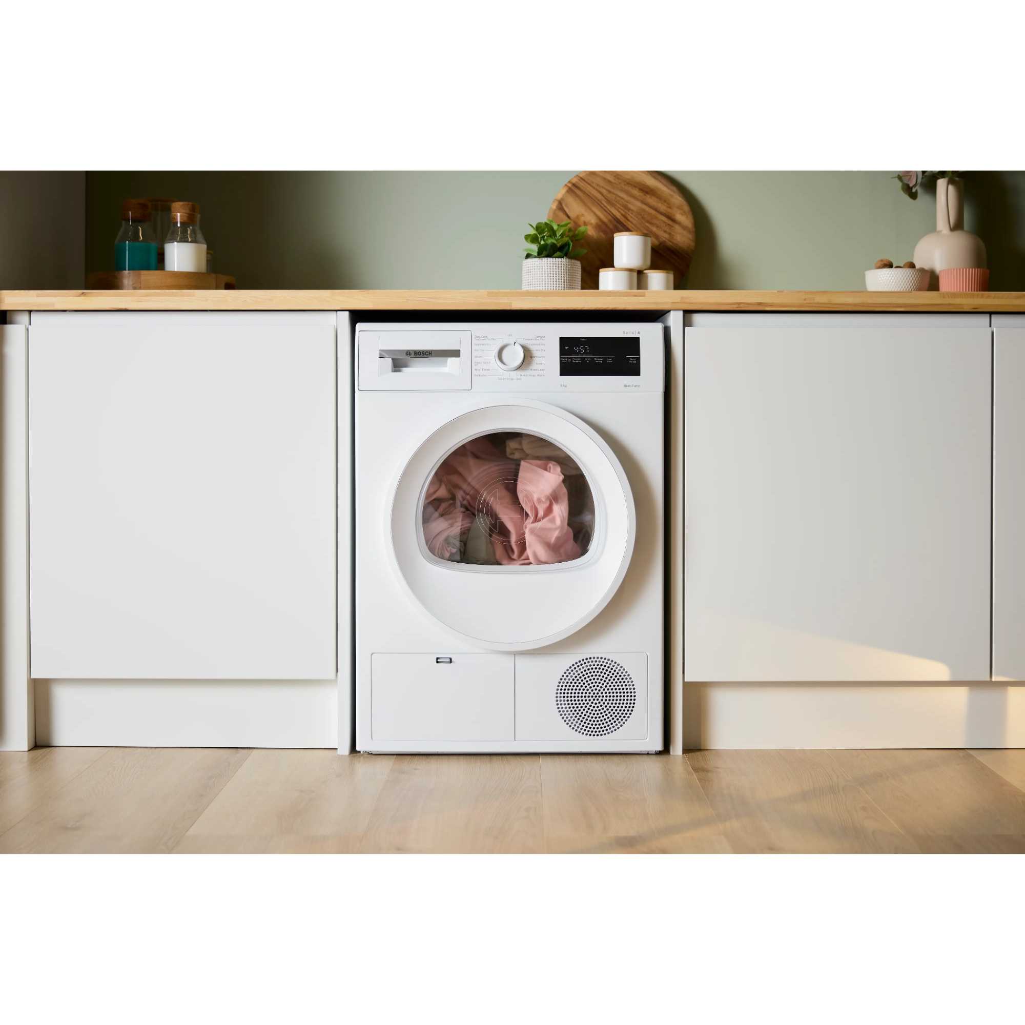 WTH85225GB Series 4 8kg Heat Pump Tumble Dryer - White