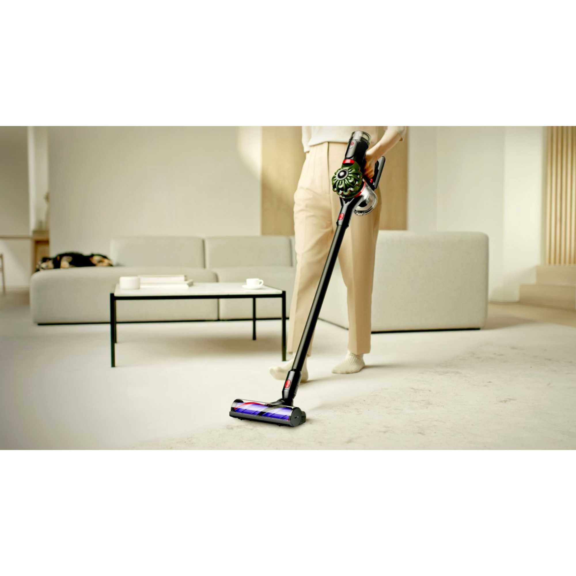 V8 Cyclone Cordless Vacuum