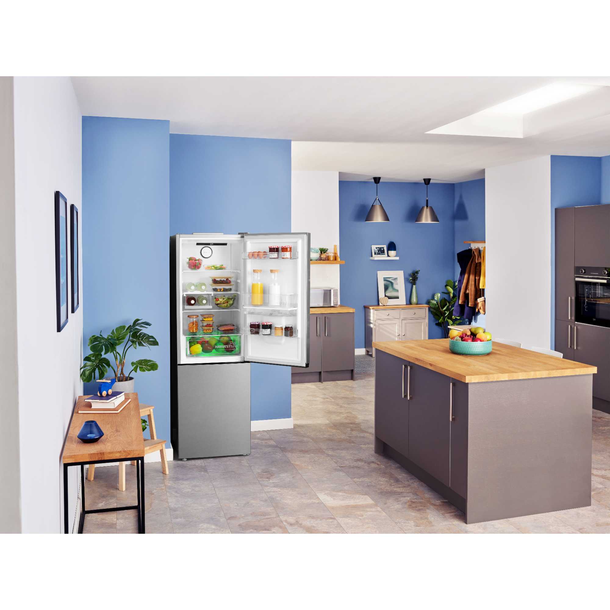 Freestanding Fridge Freezer 70/30 AeroFlow Stainless Steel - CNB3G4686DVP