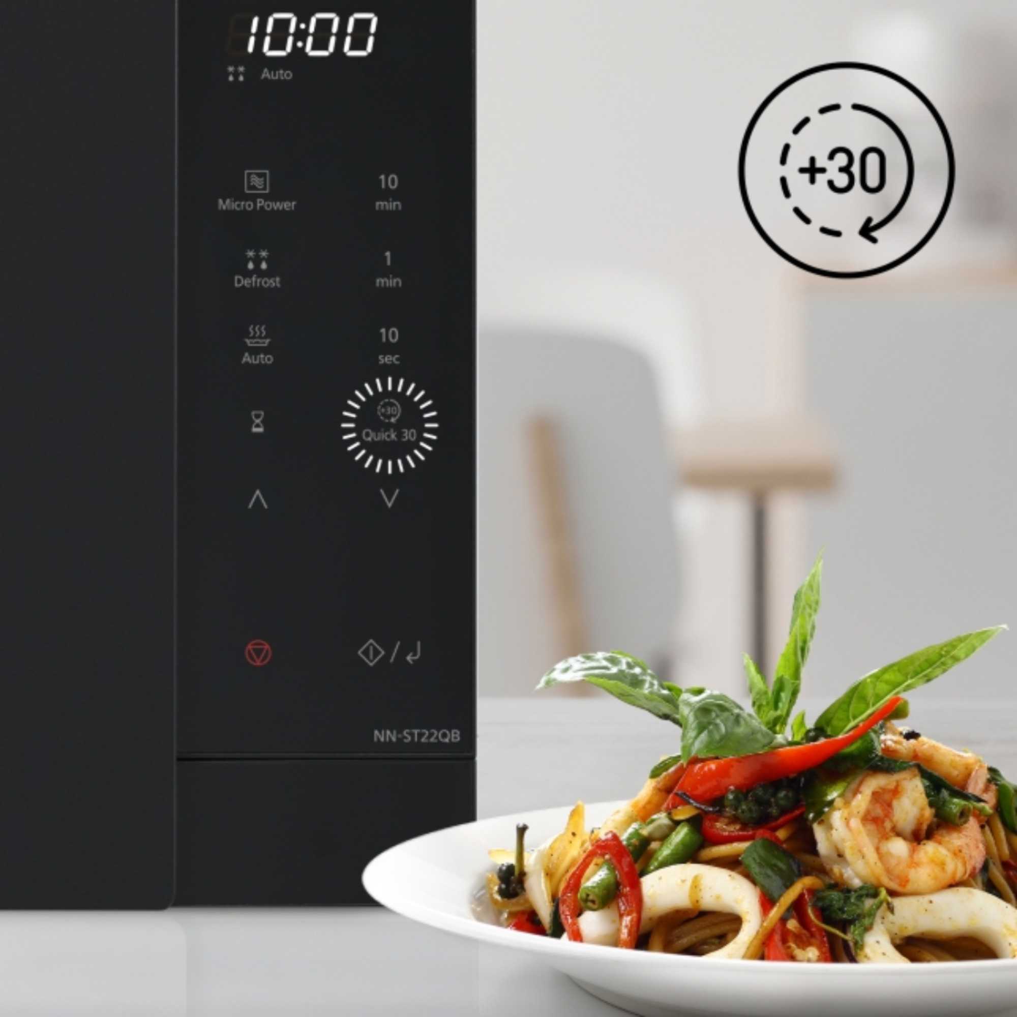 NN-ST22QBBPQ SOLO 800W 20l Compact Microwave - Black