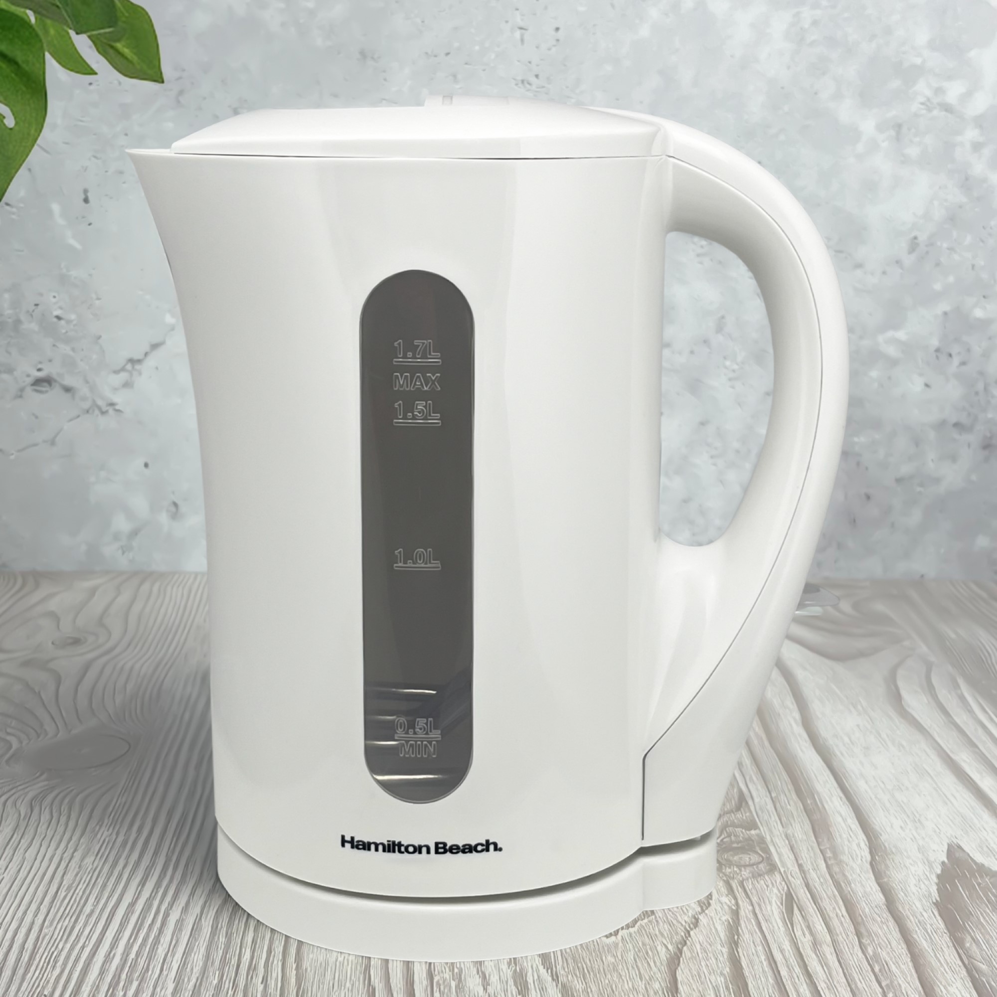 HB1107W 1.7L Jug Kettle - White