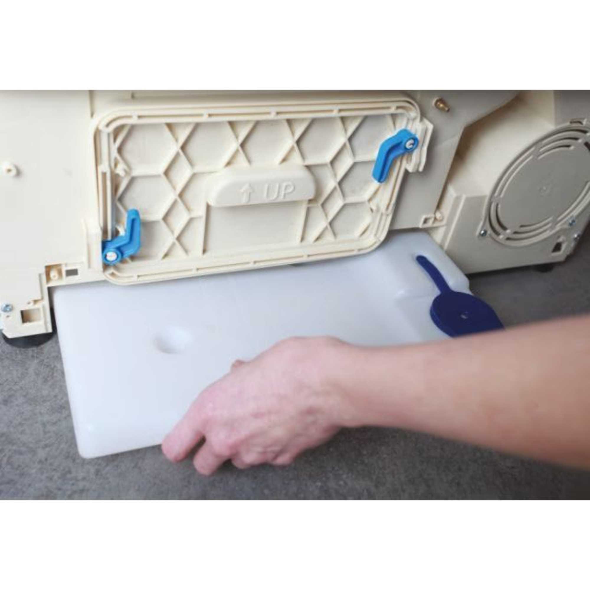 HLE C9DGB-80 9kg Smart Condenser Tumble Dryer - Black