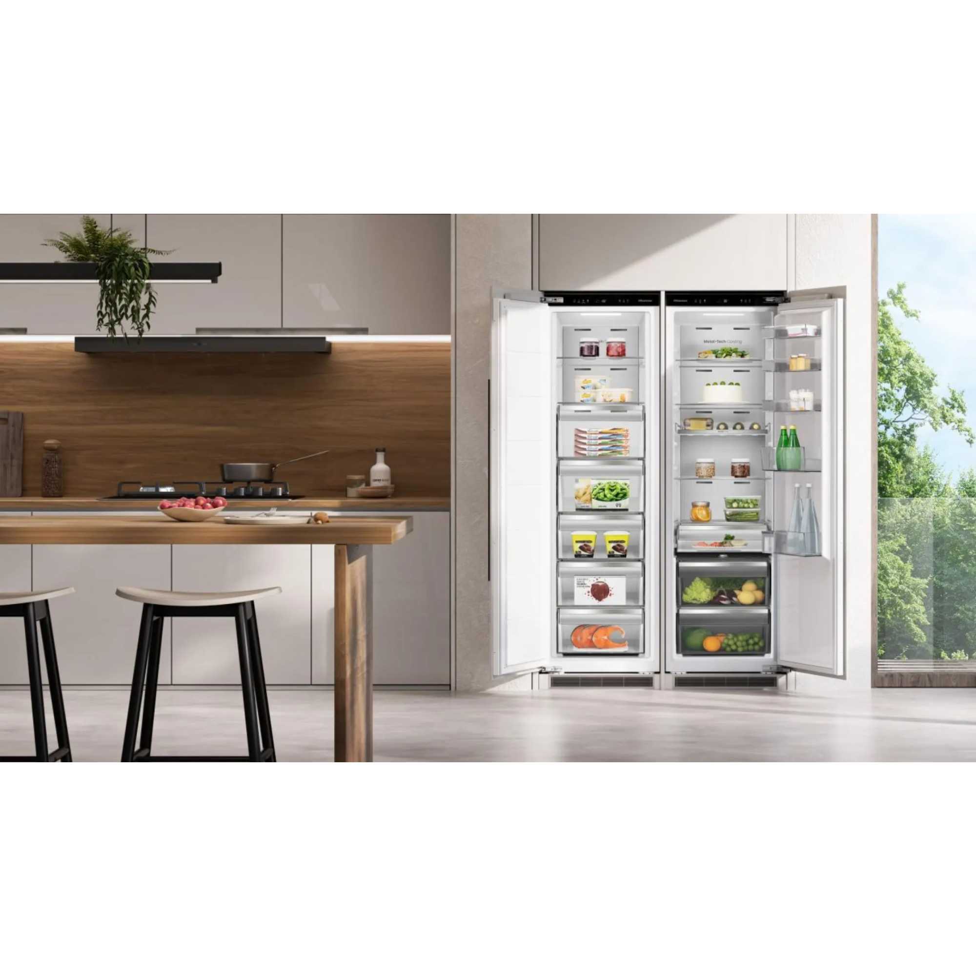 Built-in Tall Freezer Total NoFrost - FT3B213SAWE