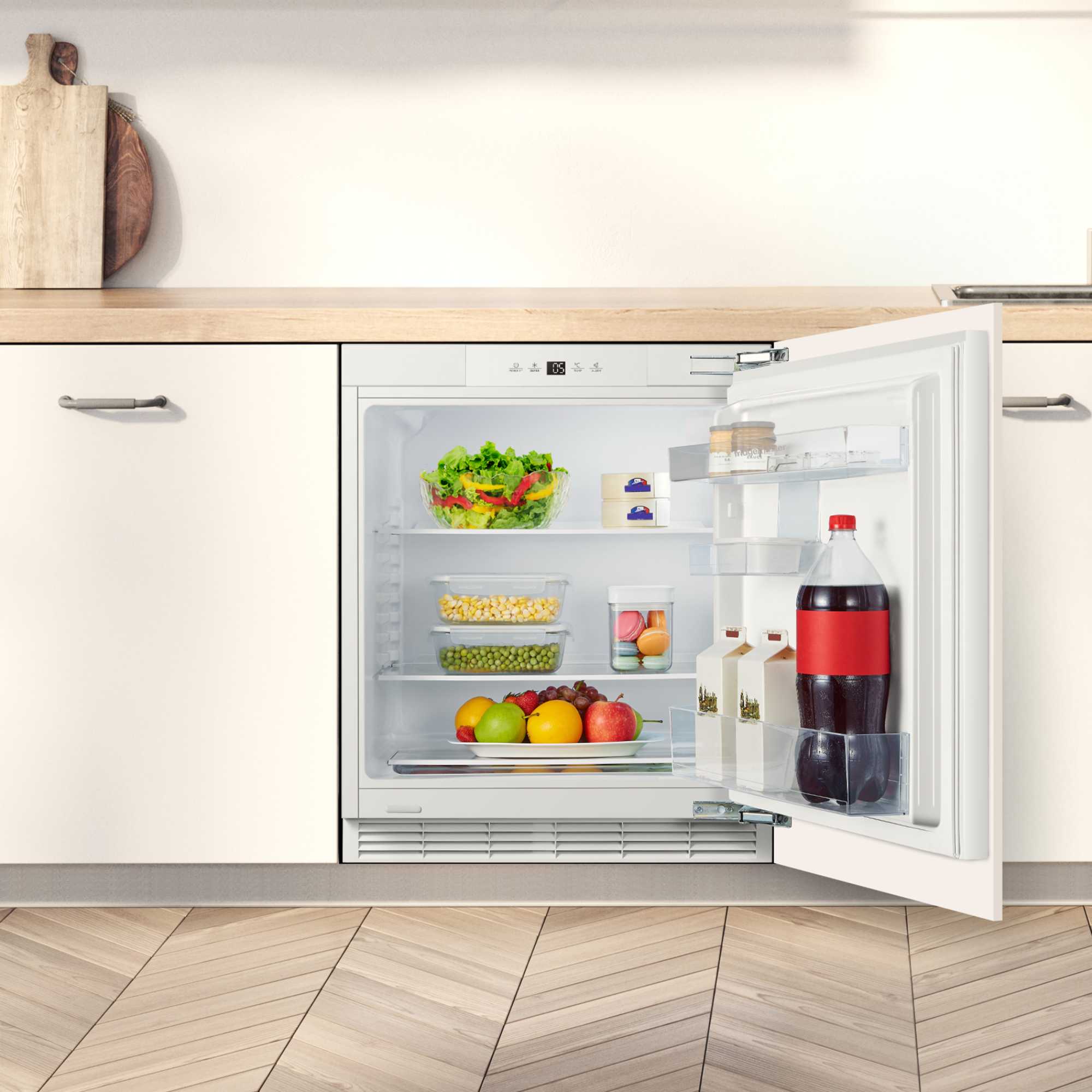 MBUL60138E 138l Built-In Larder Fridge