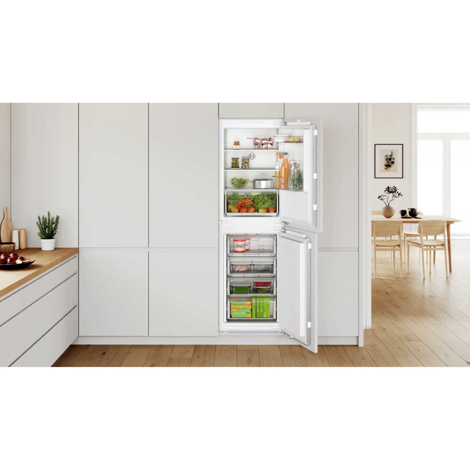 KIN85NFE0G Series 2 249l No Frost Integrated Fridge Freezer