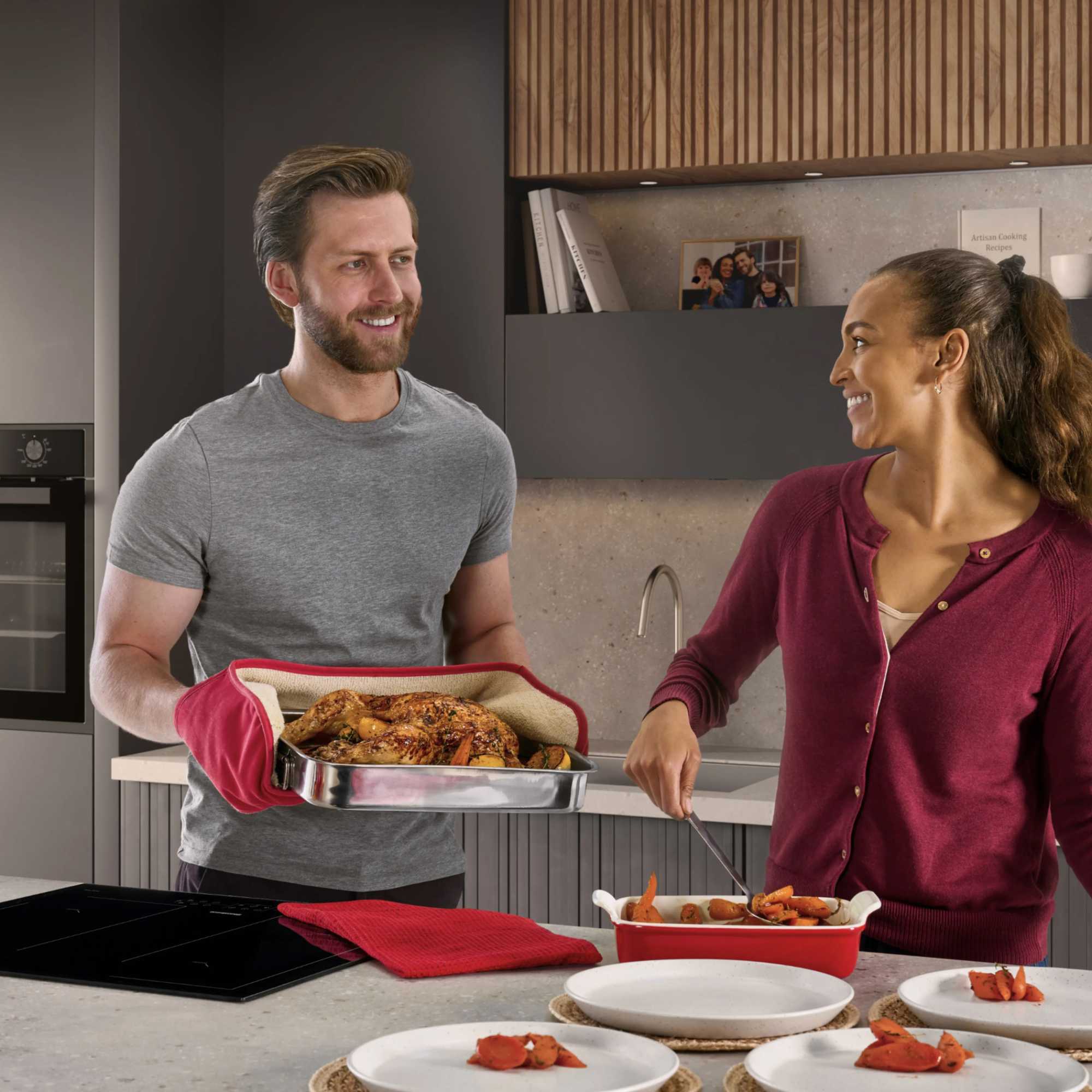 RODN9202DX 59.4cm Built In Electric Double Oven - Dark Steel