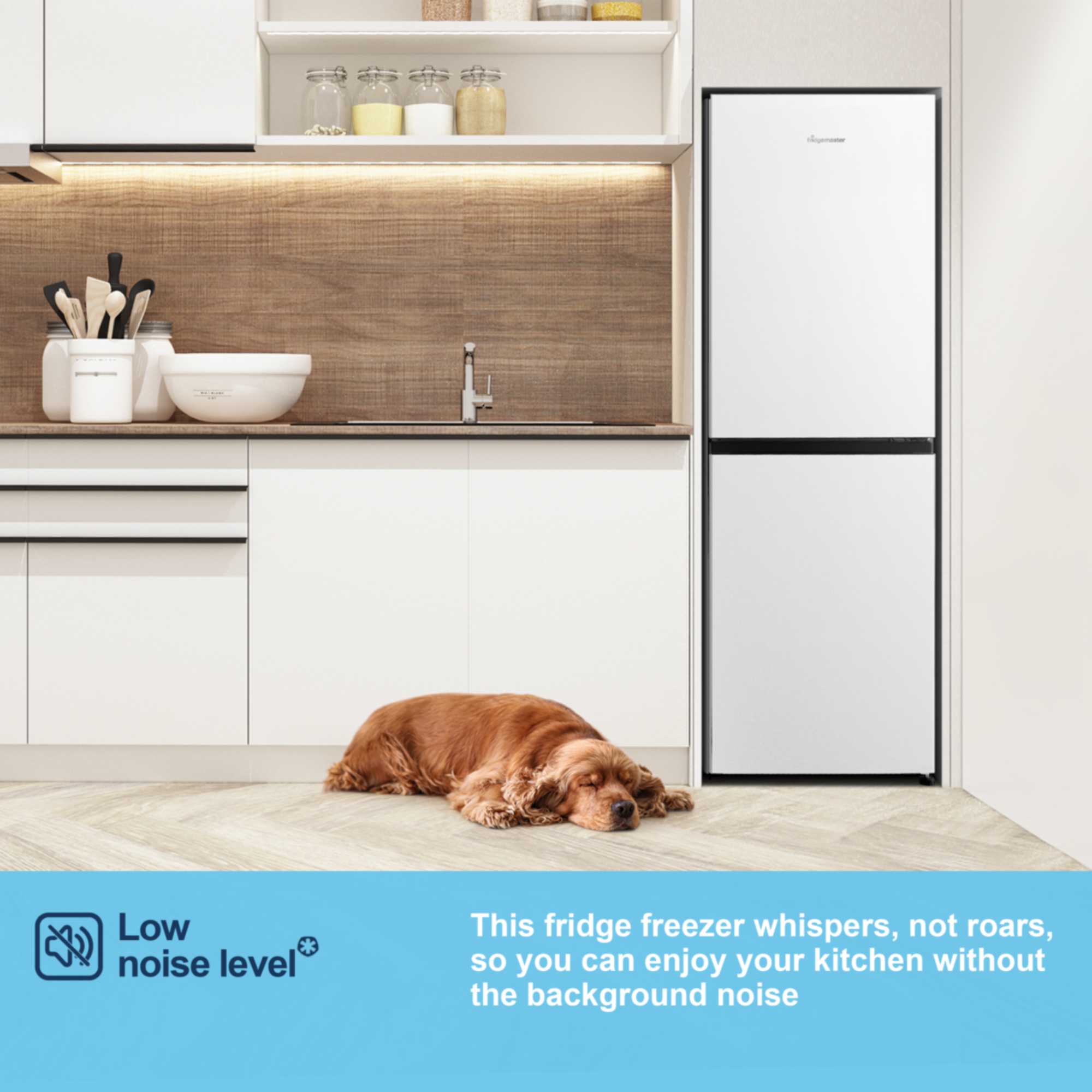 MC55240E 252l Fridge Freezer - White