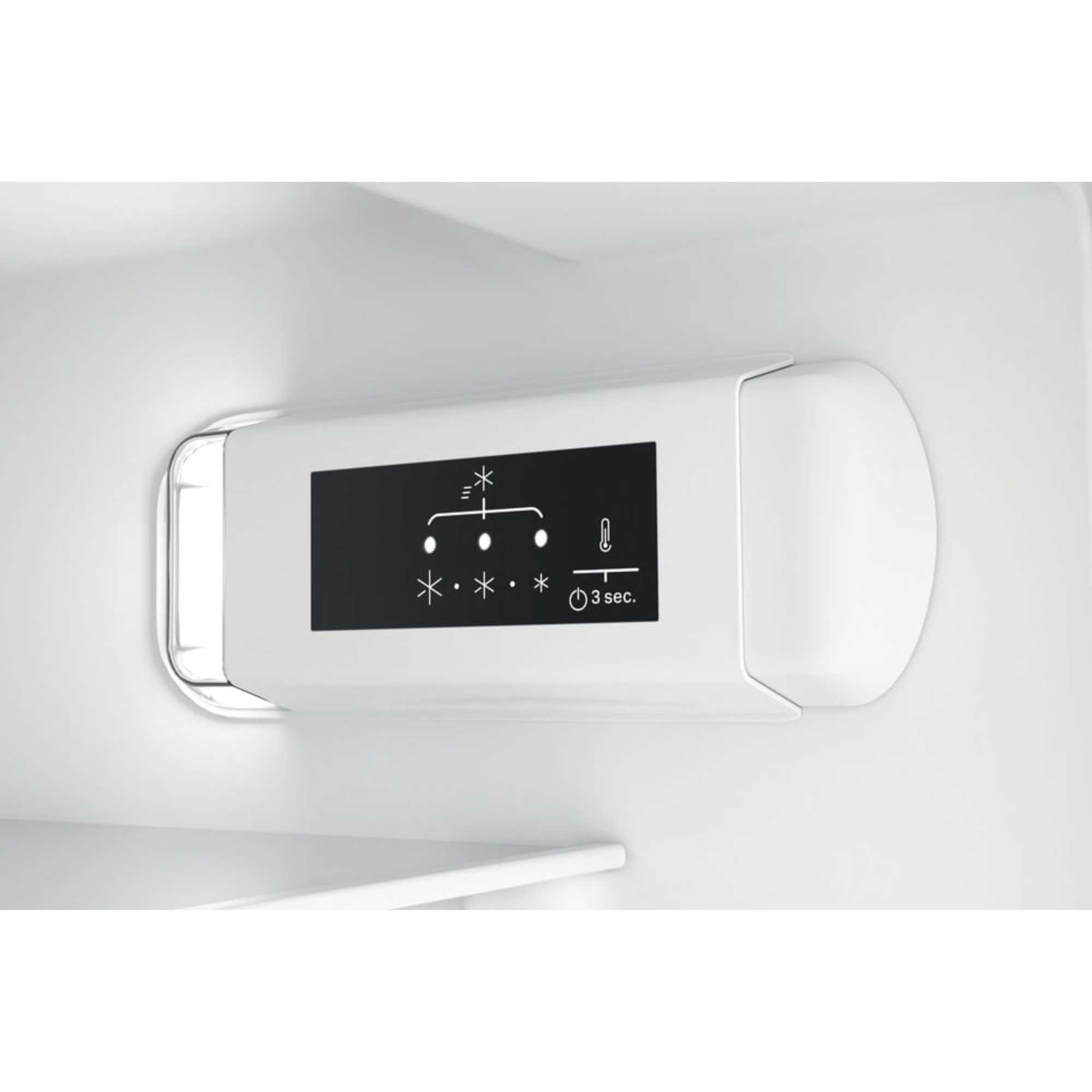 Indesit INS9012