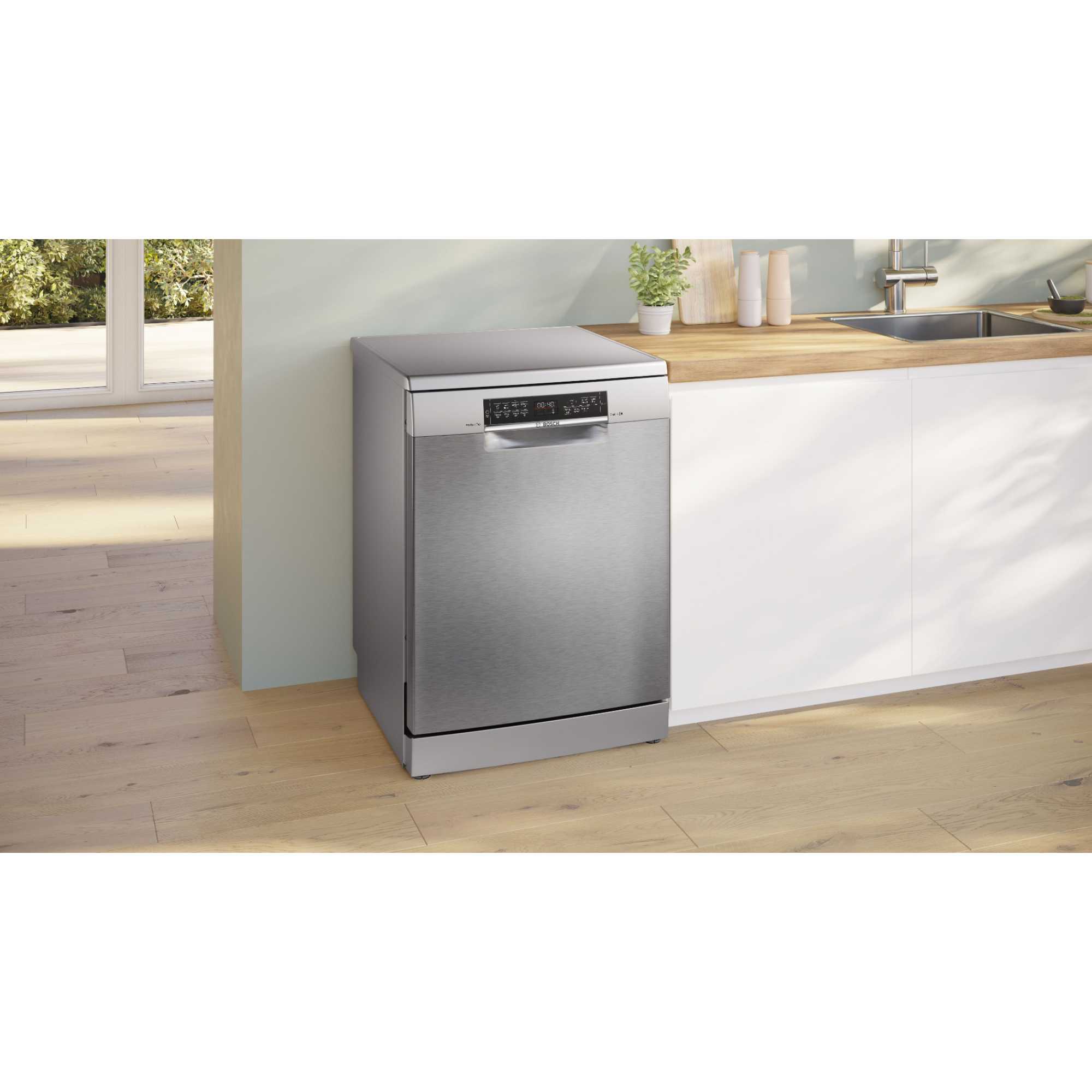 Series 6 Freestanding Full-Sized Dishwasher - SMS6TCI02G