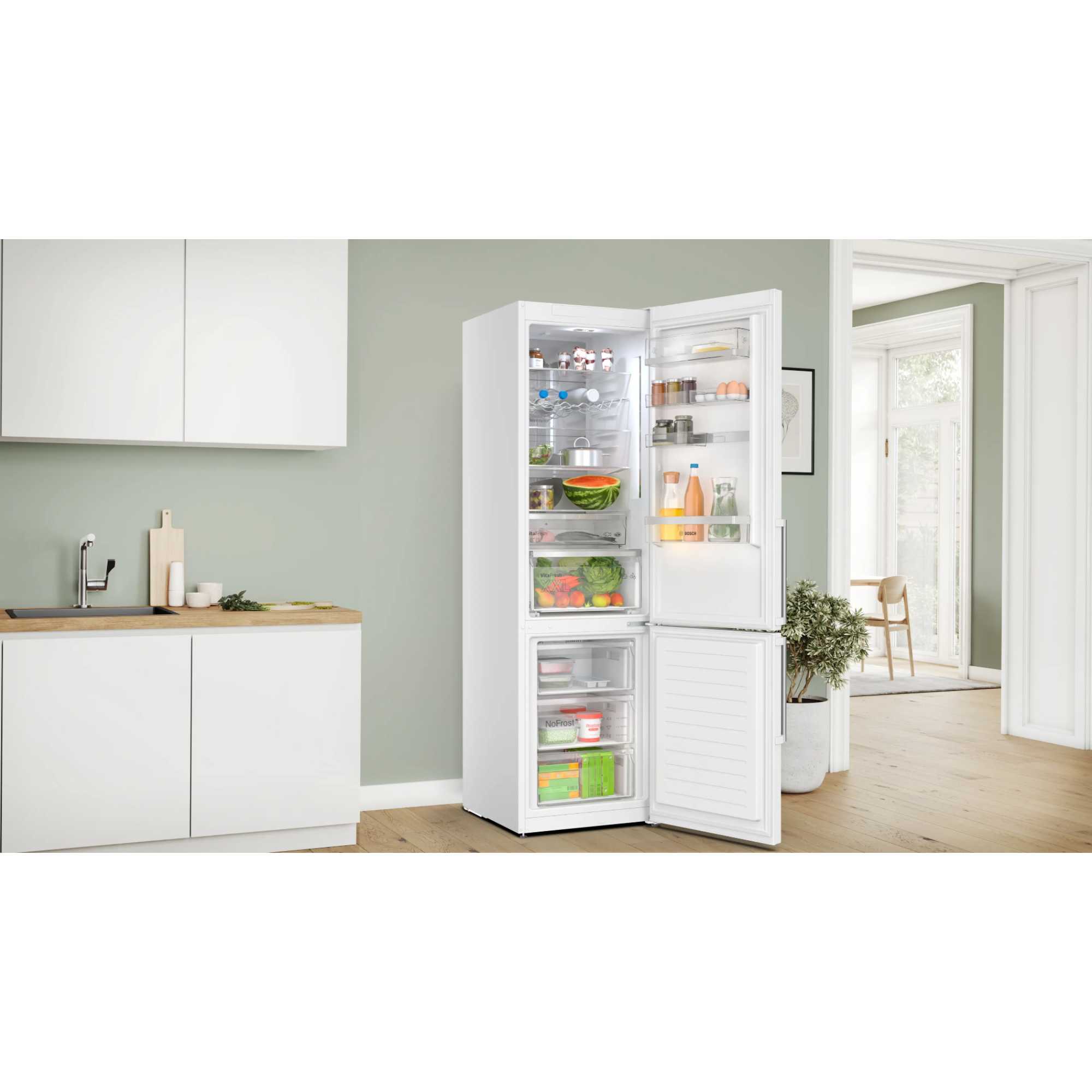 KGN39AWCTG Series 6 Total No Frost Fridge Freezer with Flex Interior - White