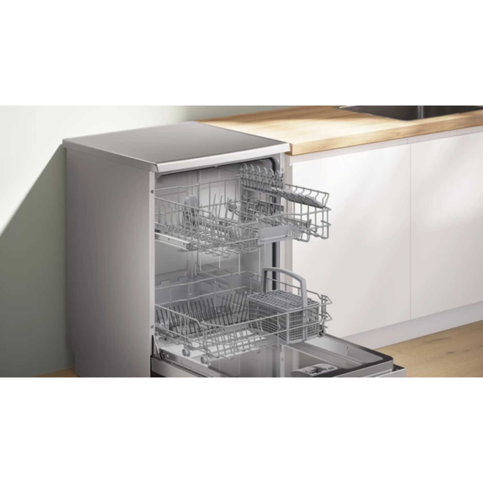 Series 2 Freestanding Full-Sized Dishwasher - SMS2ITI67G