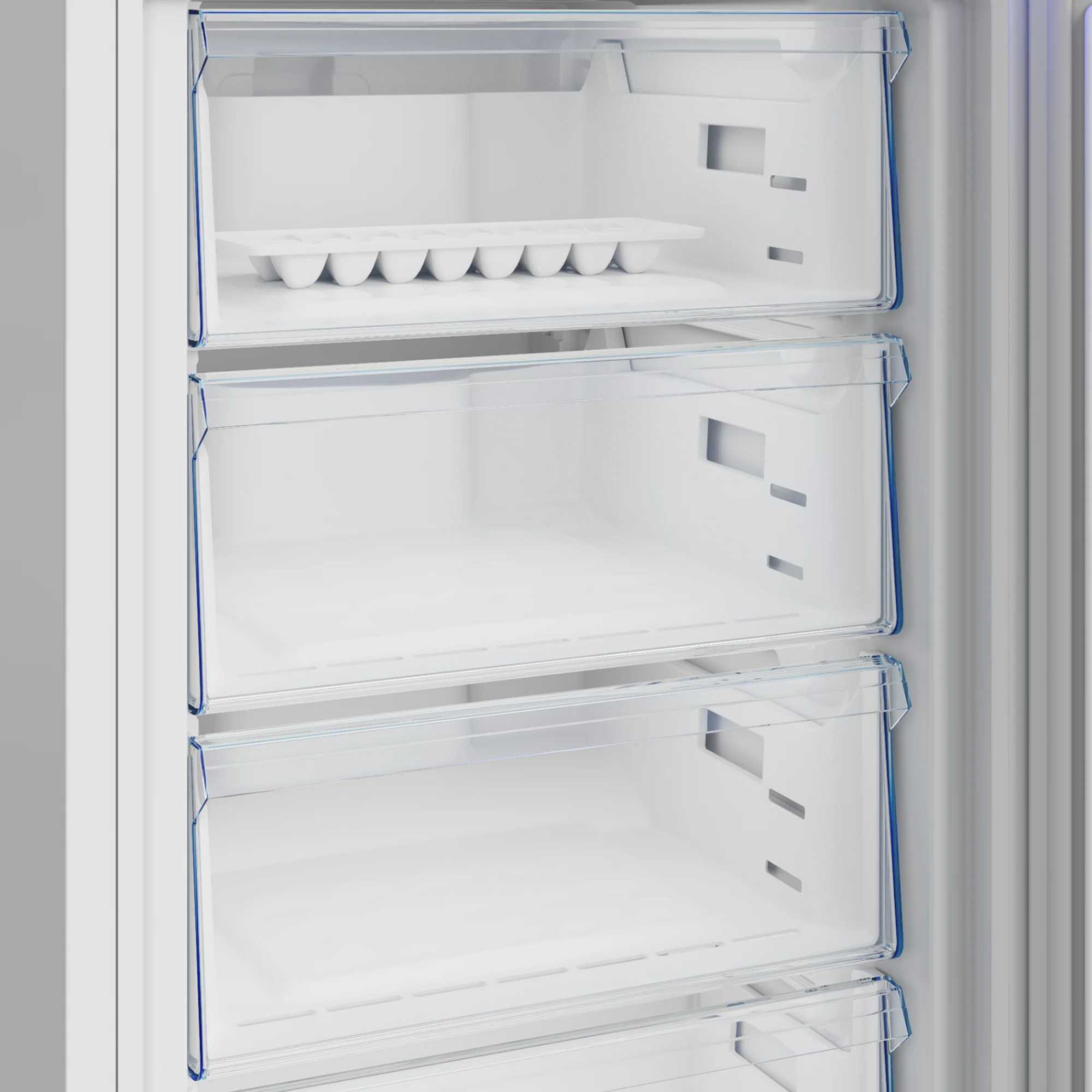 CNG4692DVW 317L Frost Free Fridge Freezer