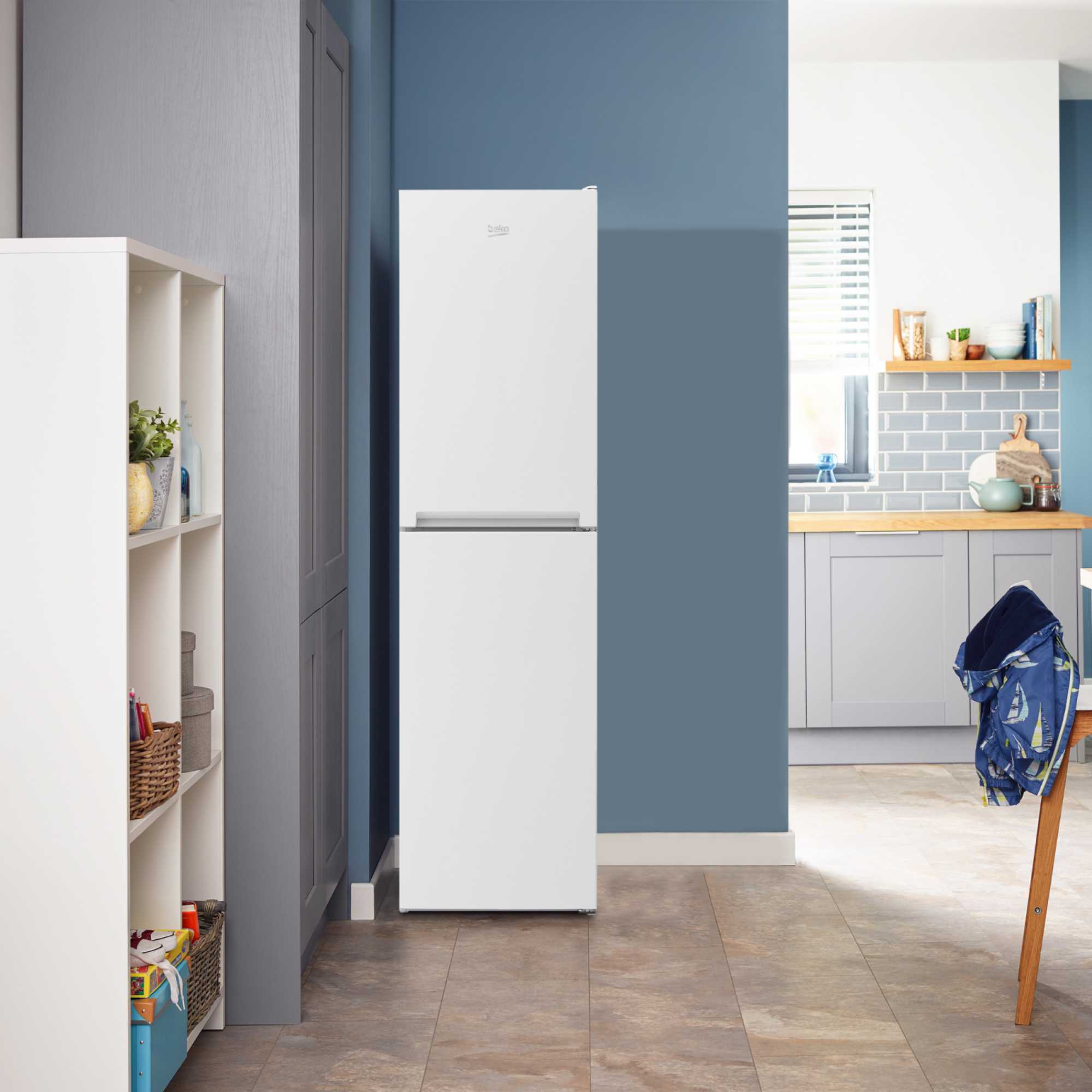 Fridge Freezer 40/60 Frost Free - White - CFG4501W
