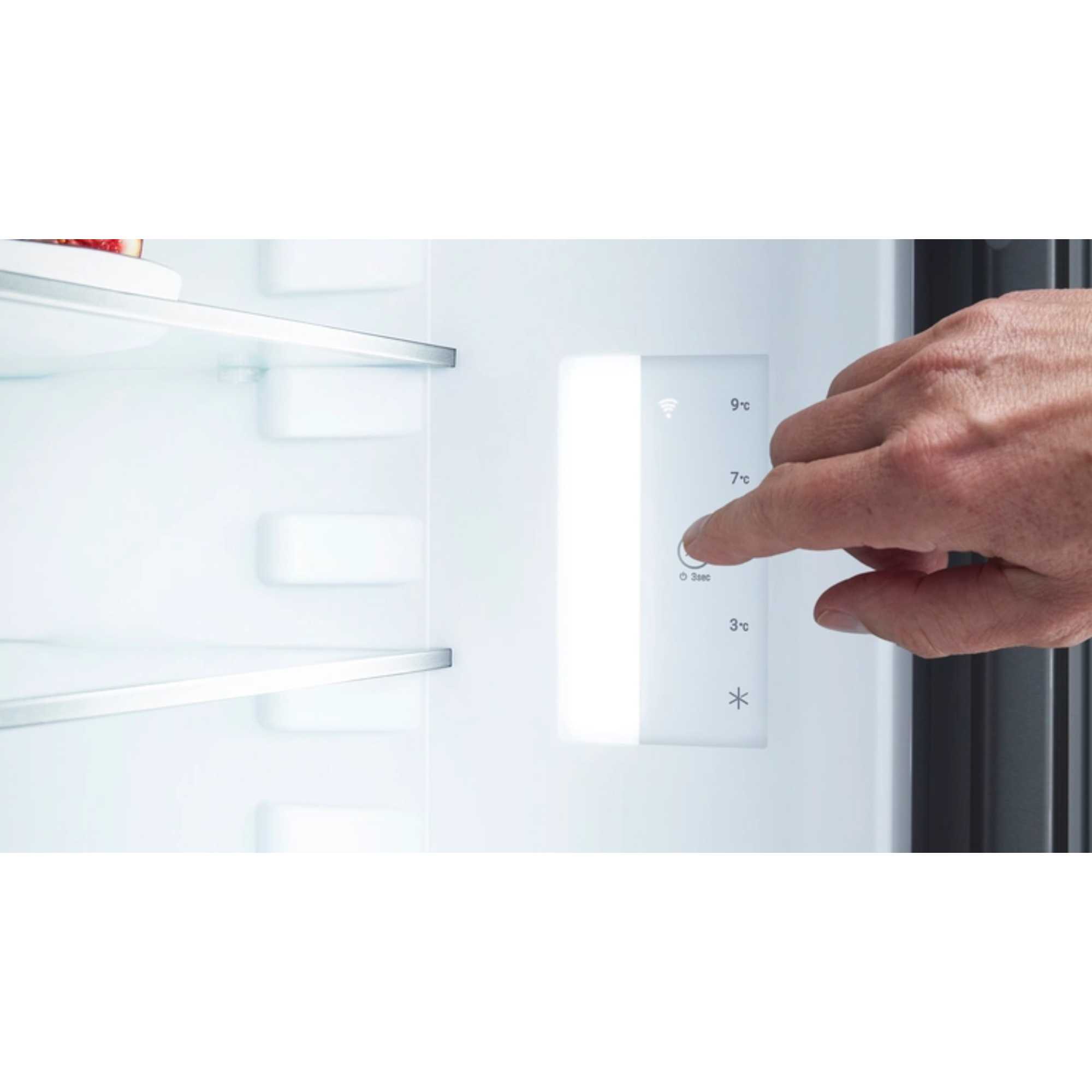 Undercounter Larder Fridge Auto Defrost - White - Rci 1620 plus
