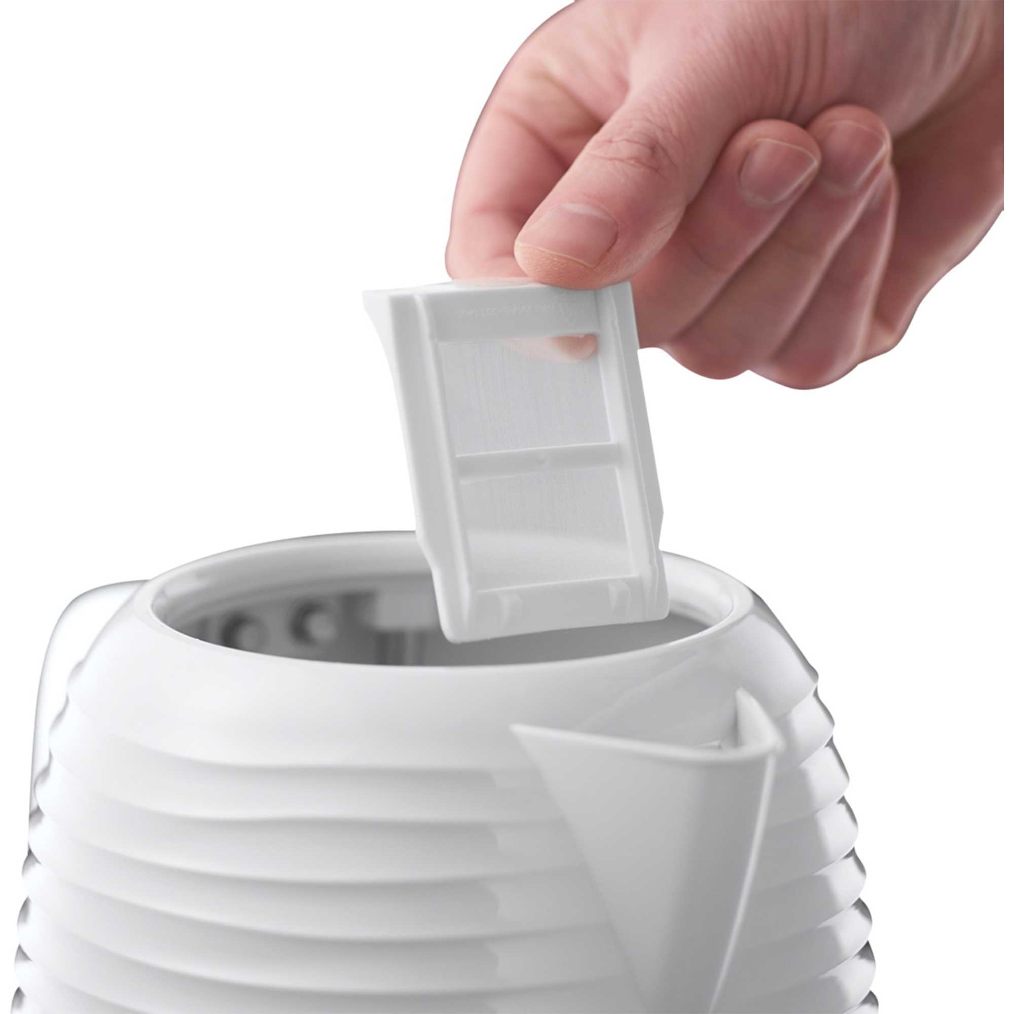 24360 Inspire 1.7L Kettle - White