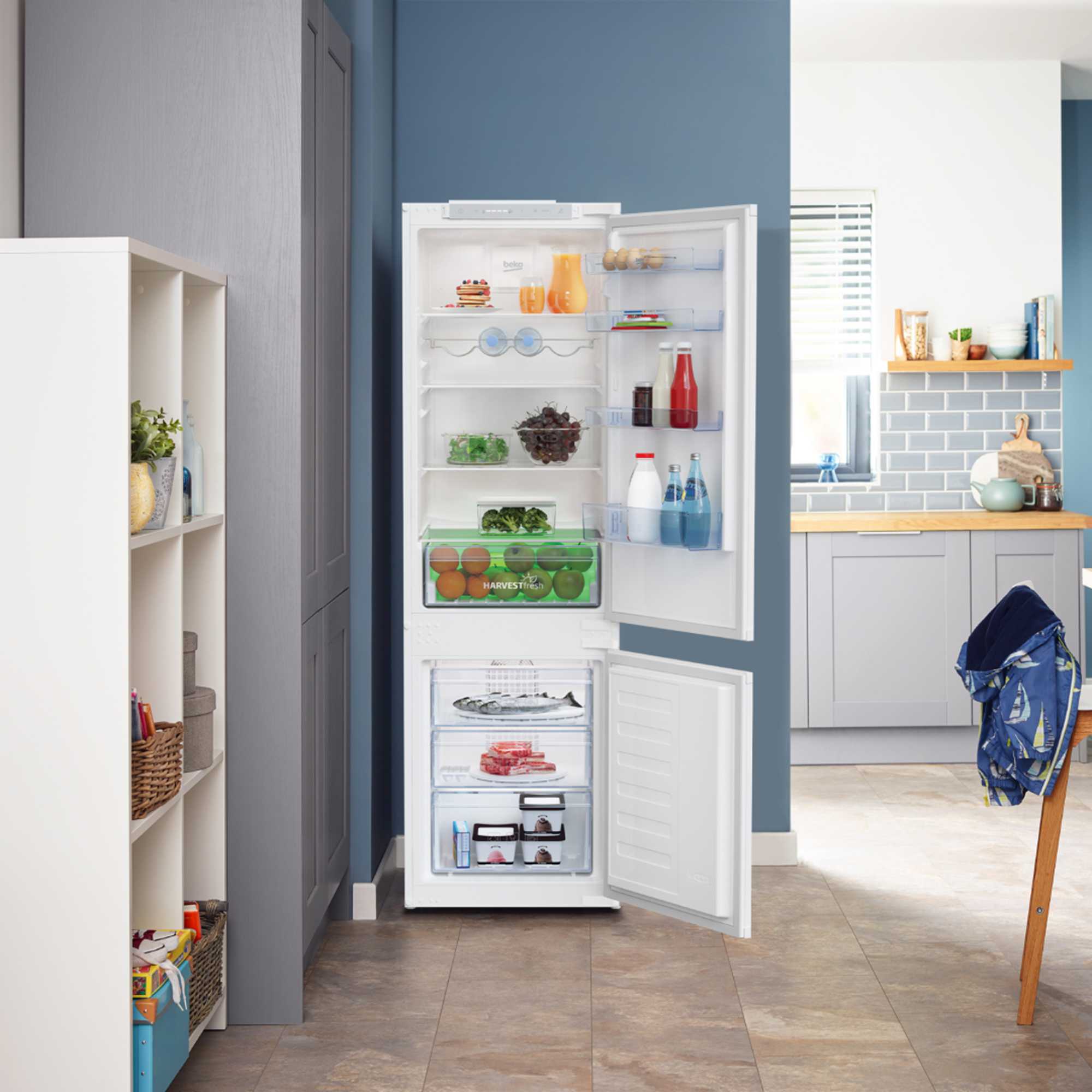 Built-In Fridge Freezer 70/30 Frost Free - BCFD4V73