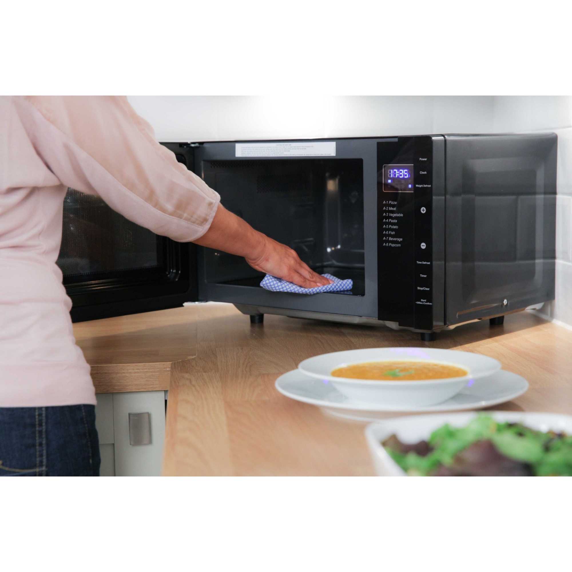 RHFM2363B 23L Flatbed Microwave with 5 Power Levels - Black