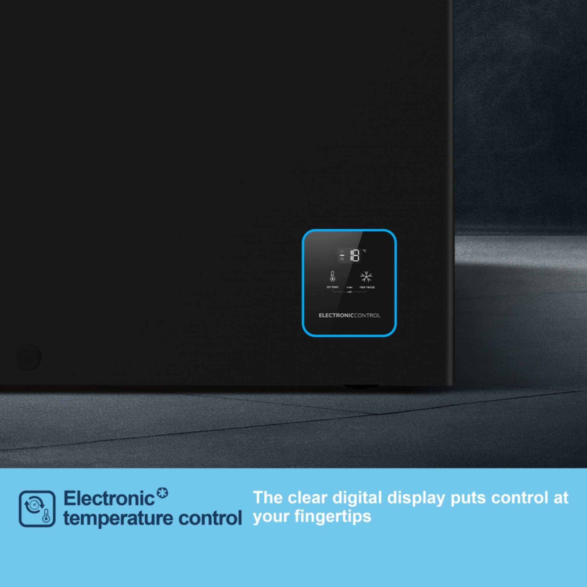 MCF145EB 141L Chest Freezer