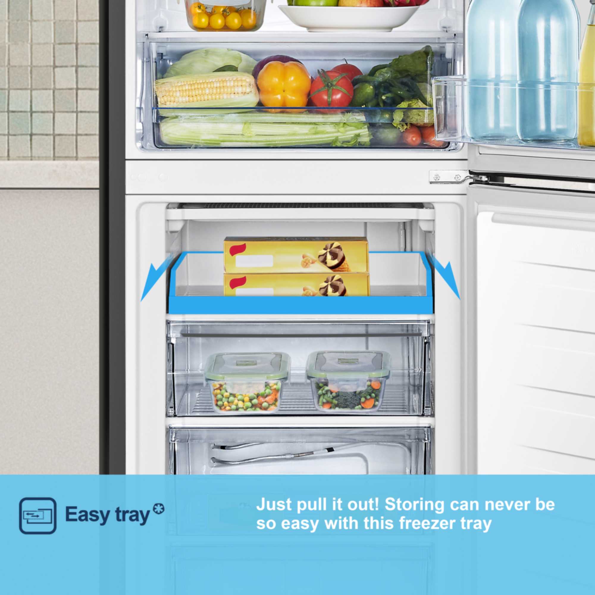 MC55240EB 252l Fridge Freezer - Black