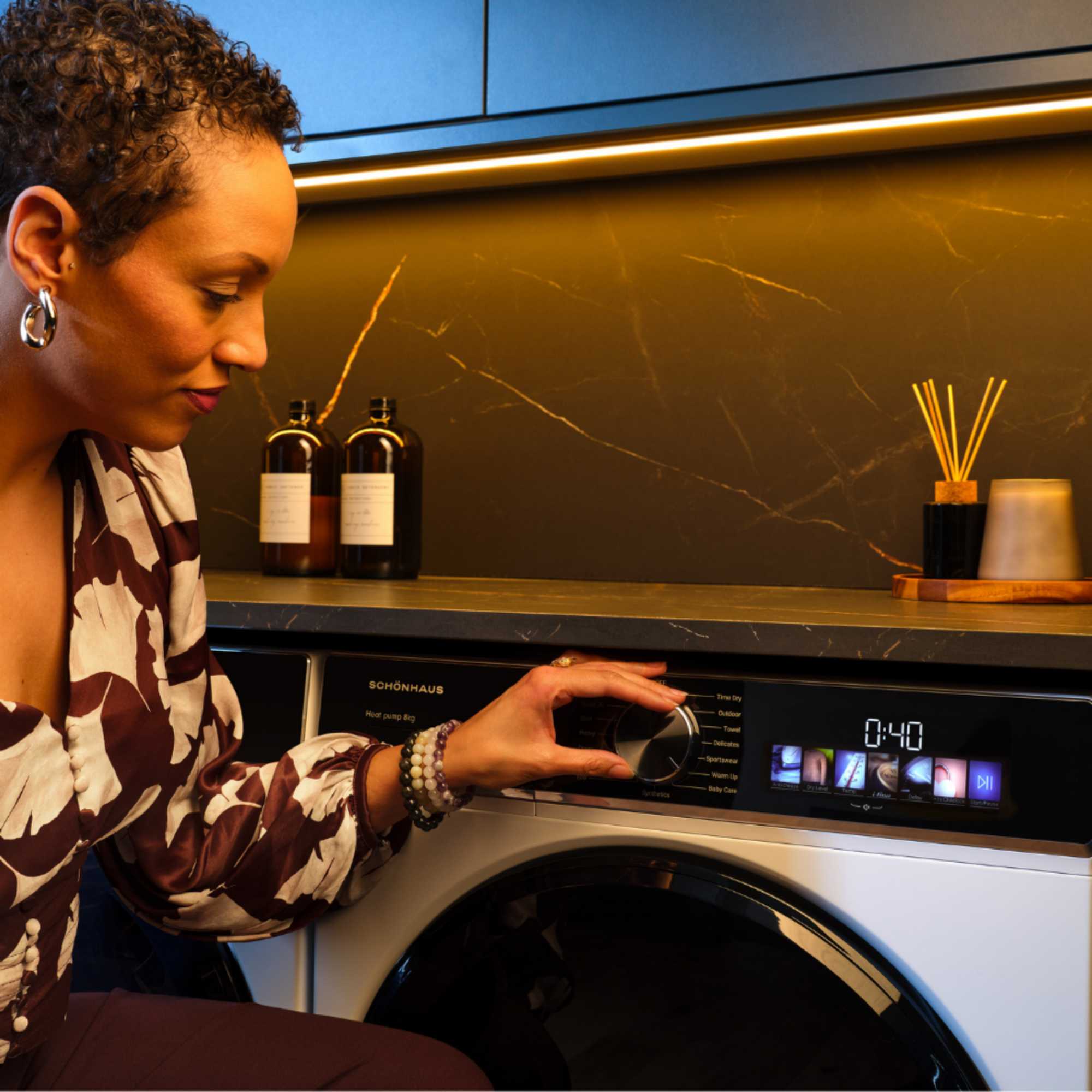 8kg Heat Pump Tumble Dryer - TDSHF018A3W