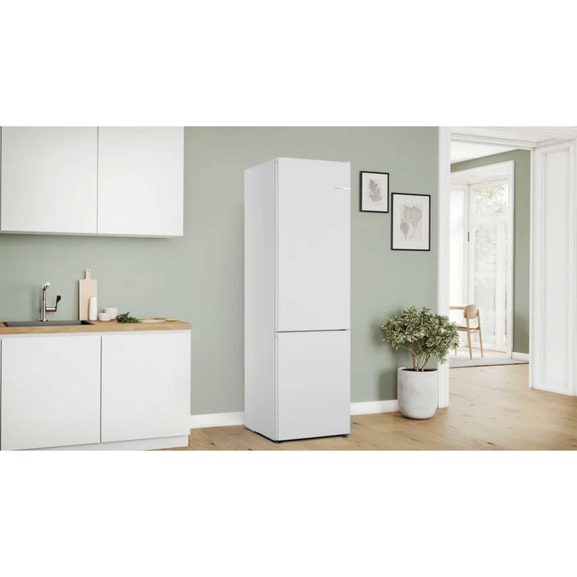 Series 4 KGN392WDFG Total No Frost Fridge Freezer