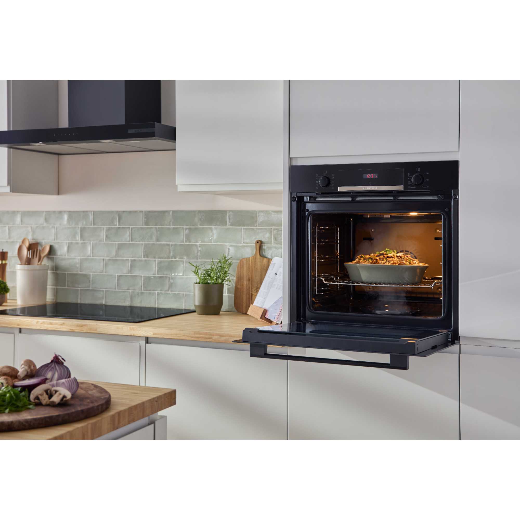 Series 4 HQA534BB3B Built-In Single Oven with Steam Function - Black
