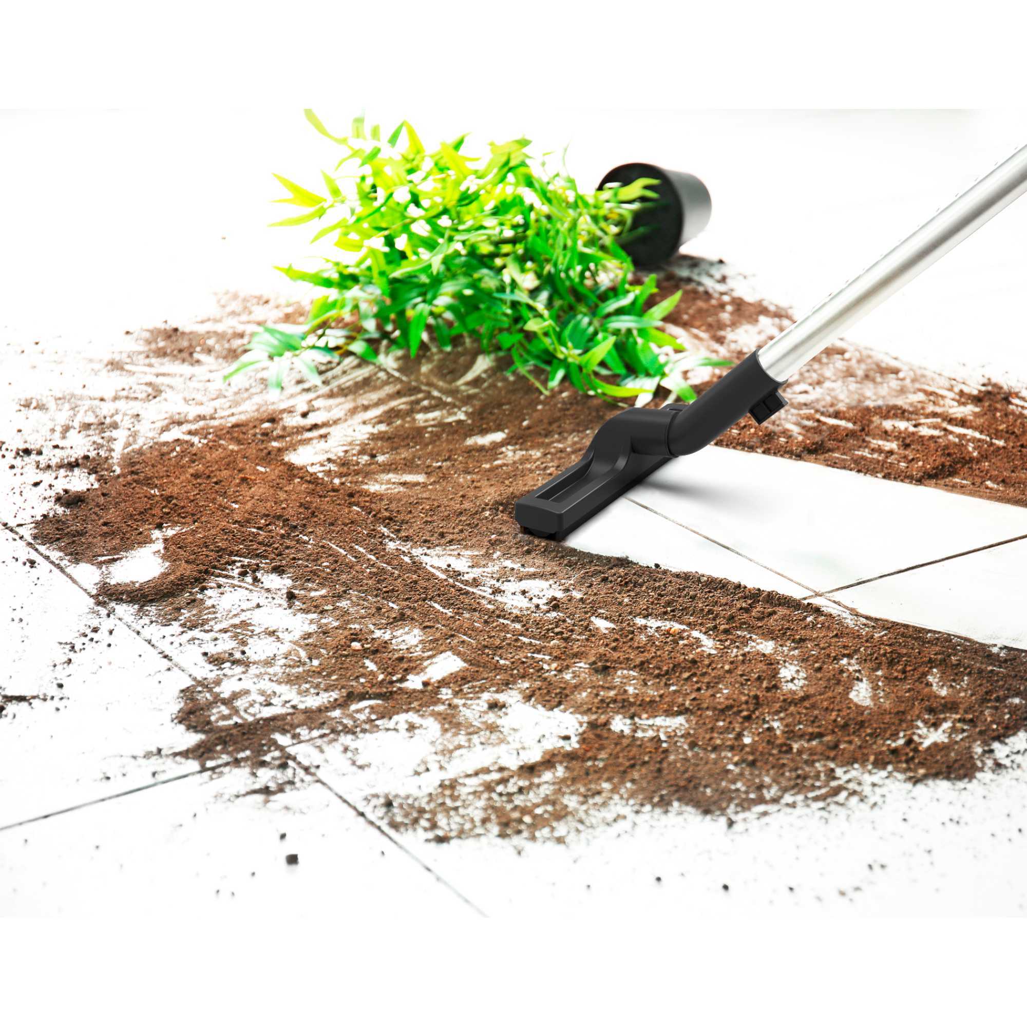 Xtra HVX200 9 Litre 620W Vacuum Cleaner - Red