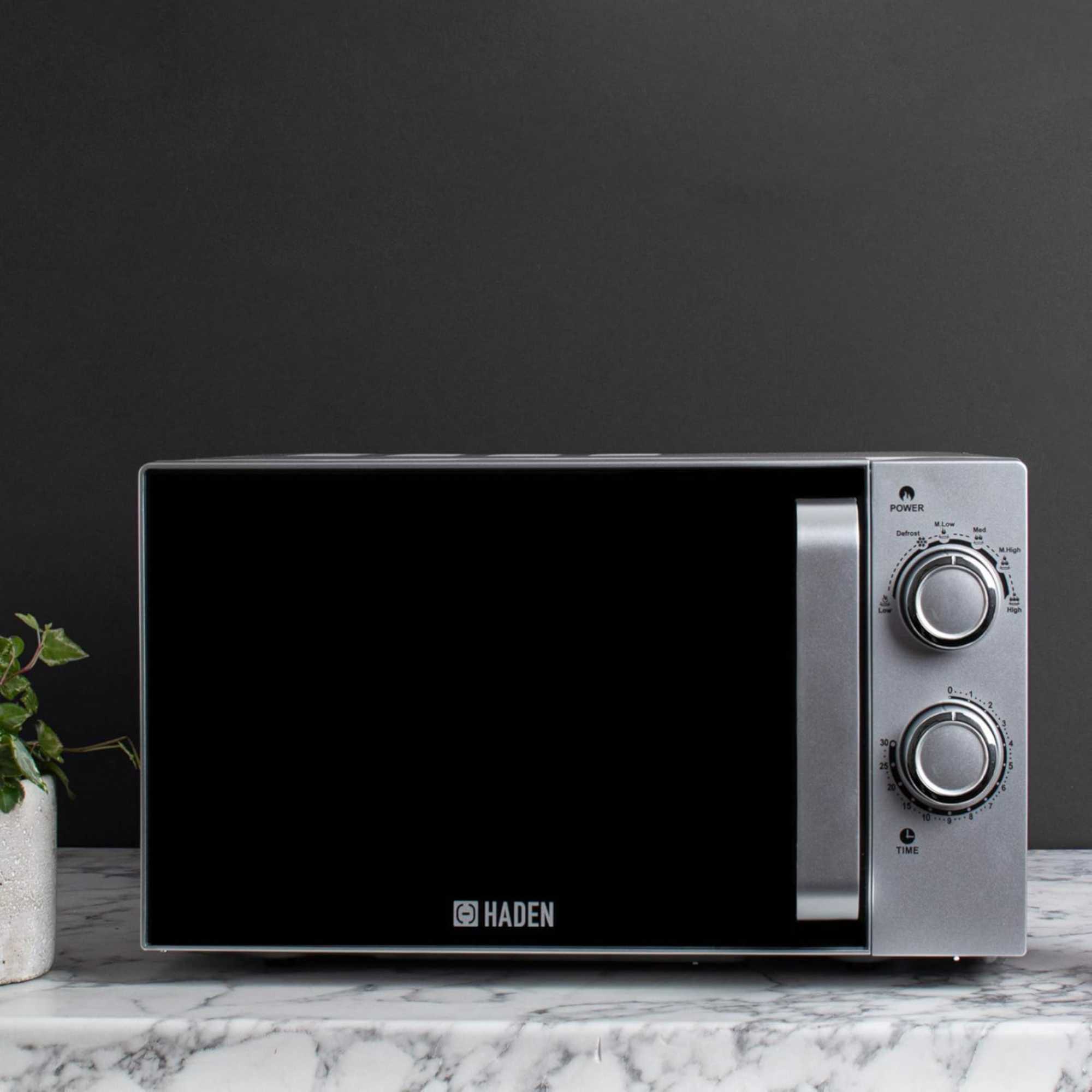 199003 20L 700W Dial Control Microwave
