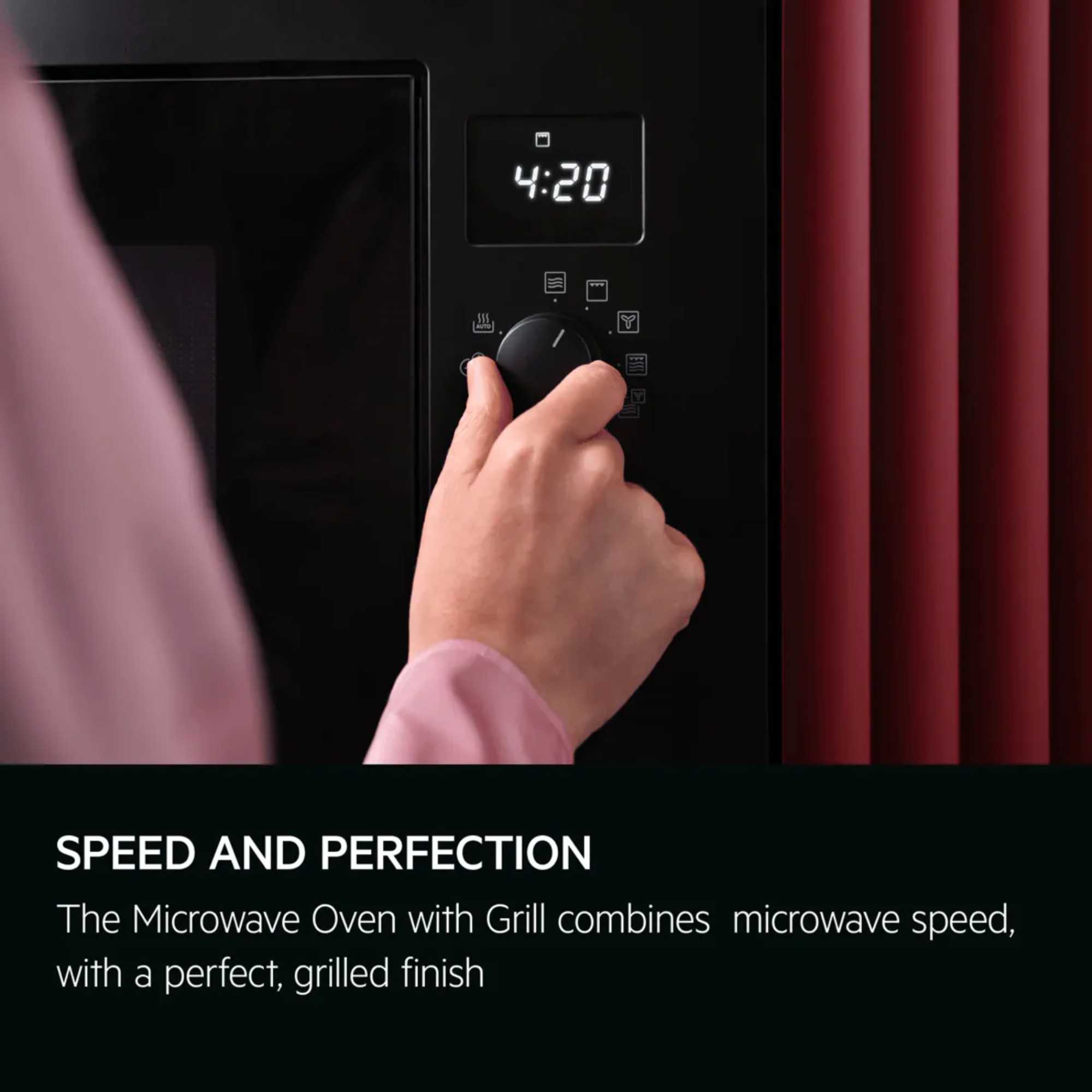 6000 OB6GM171SB 17L Integrated Microwave Grill - Glossy Black