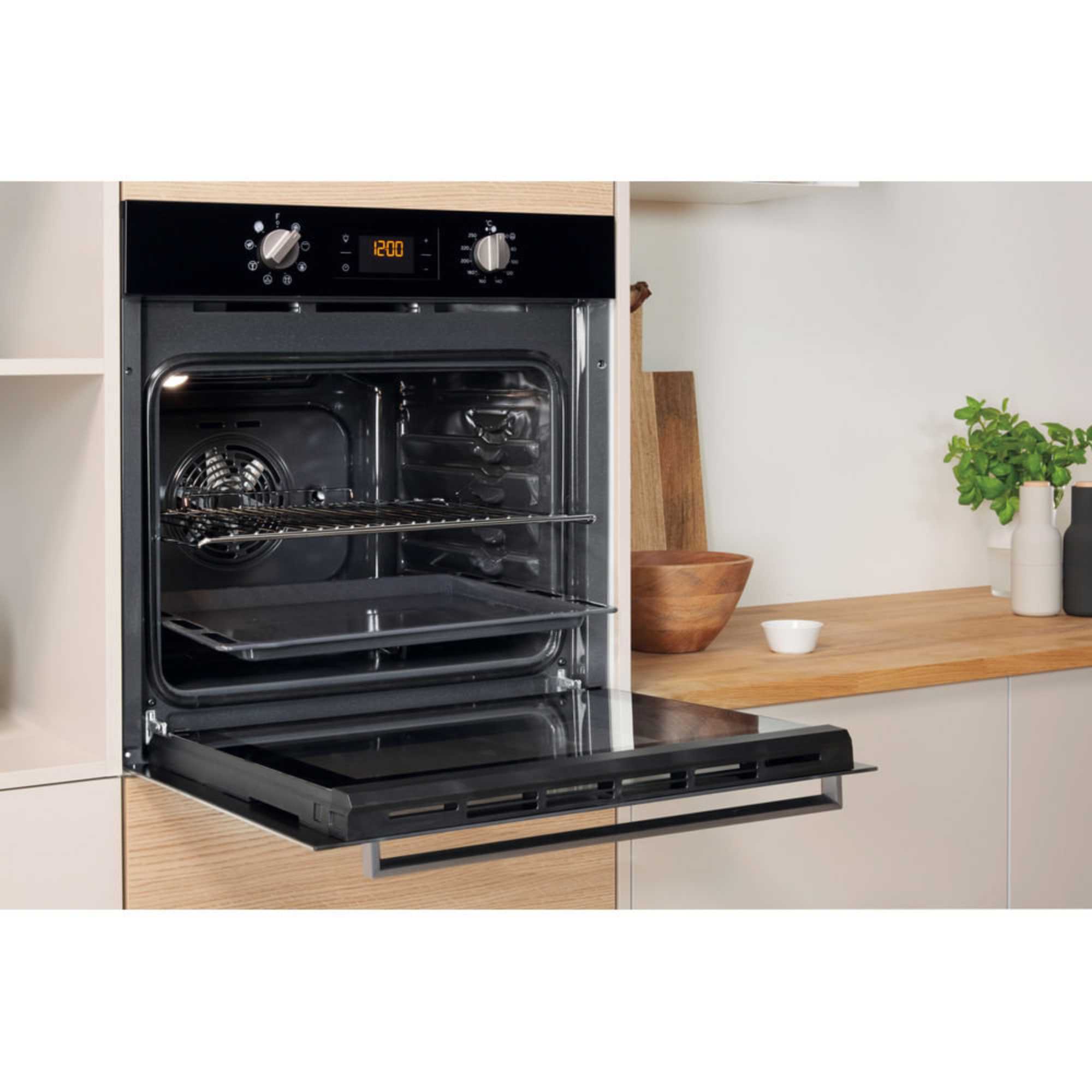 IFW 6340 BL UK Aria 66l Built-In Electric Oven - Black