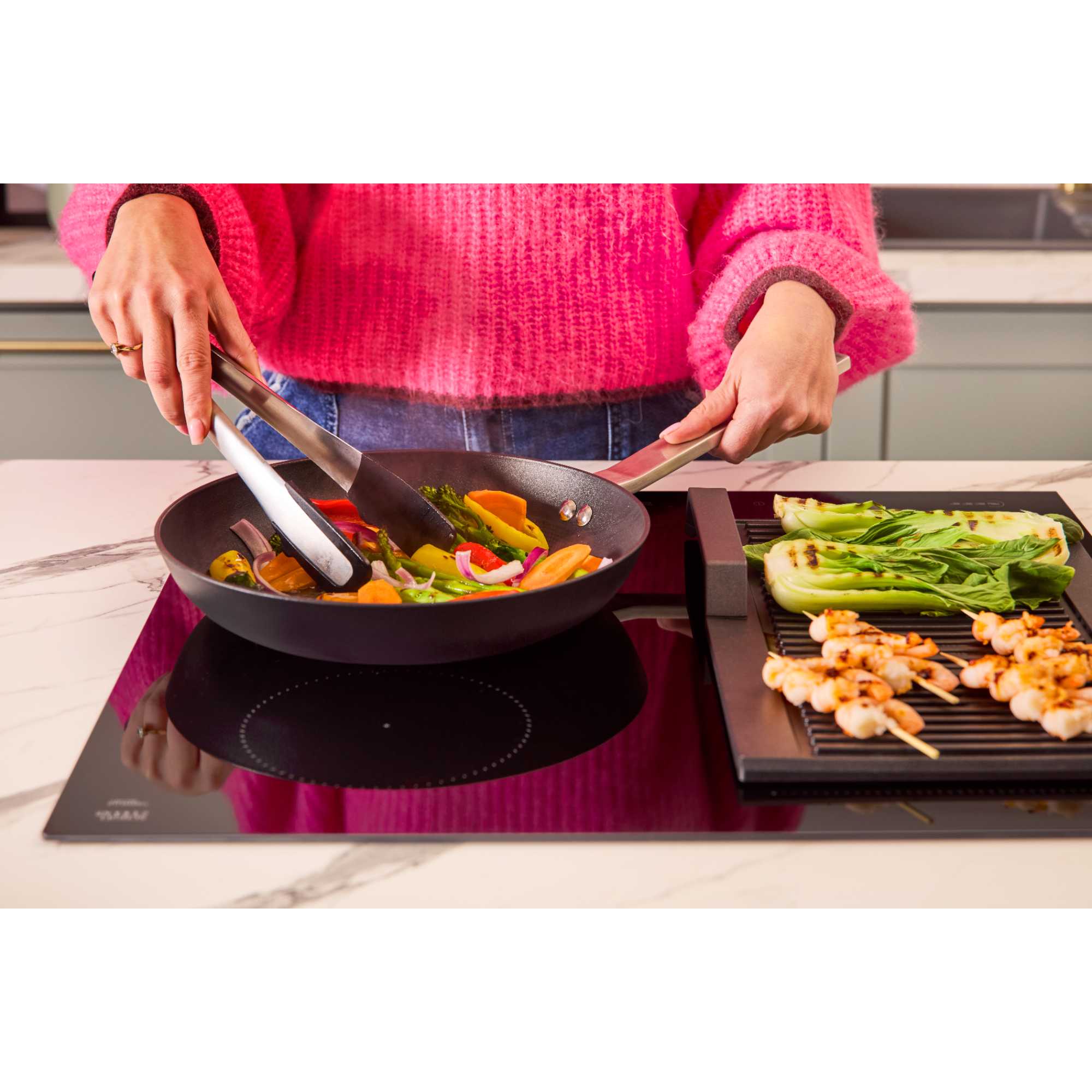 T56FHS1L0 N 70 60cm 4 Zone Smart Induction Hob - Black