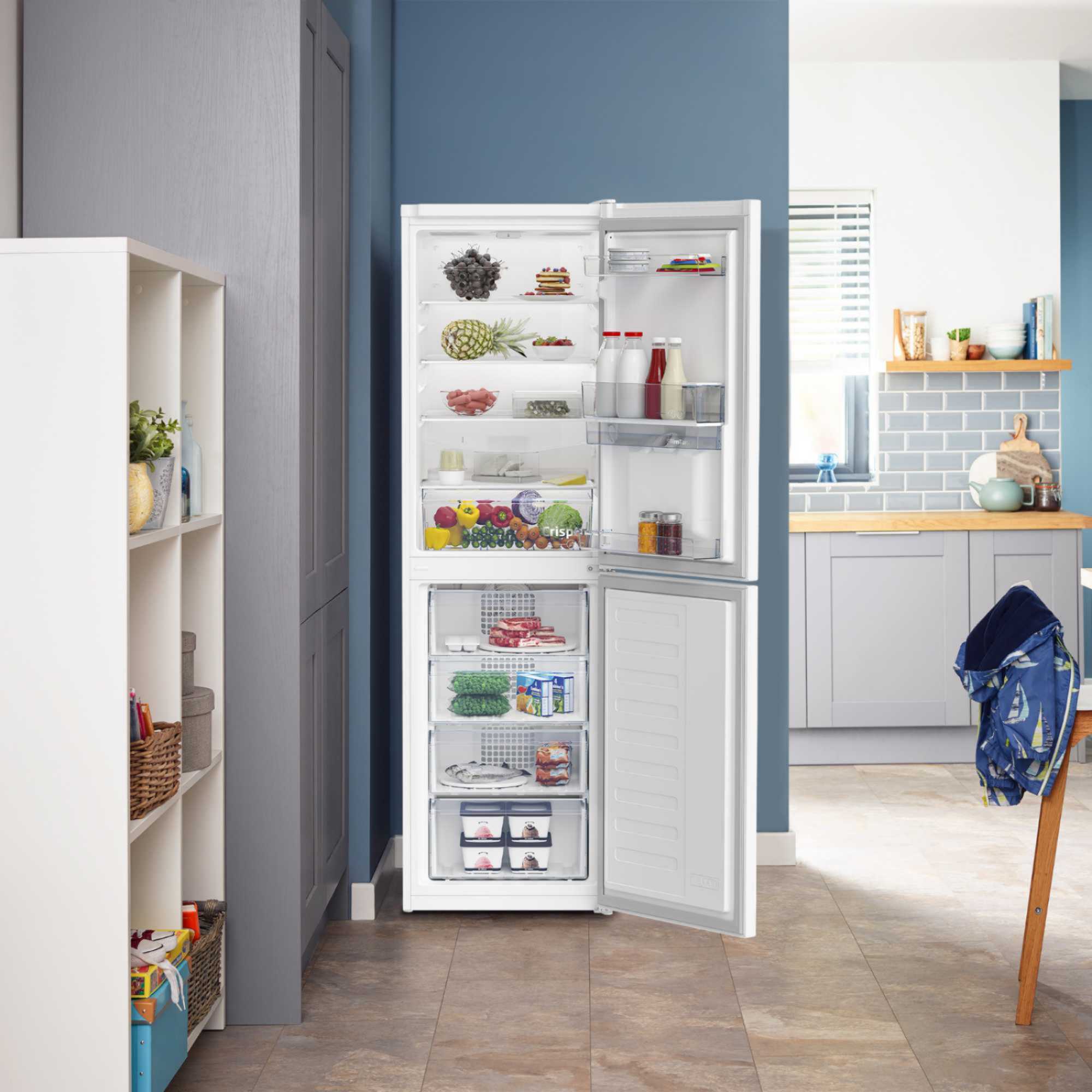 Fridge Freezer 50/50 Frost Free - White - CFG4582DW