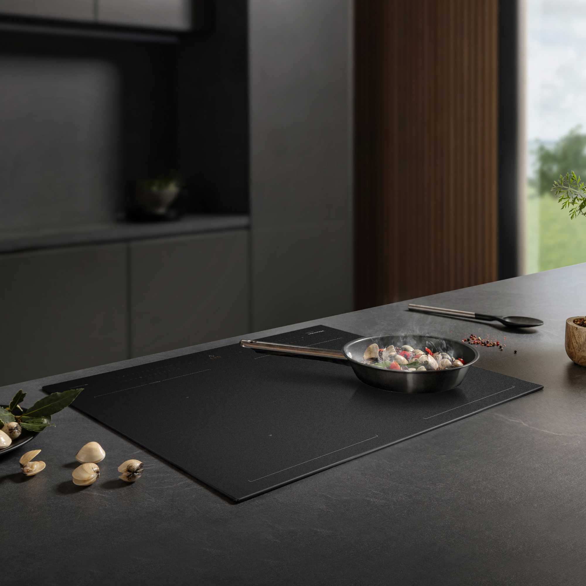 HI6443SRWF Hi8 60cm 4 Zone Induction Hob - Matt Black