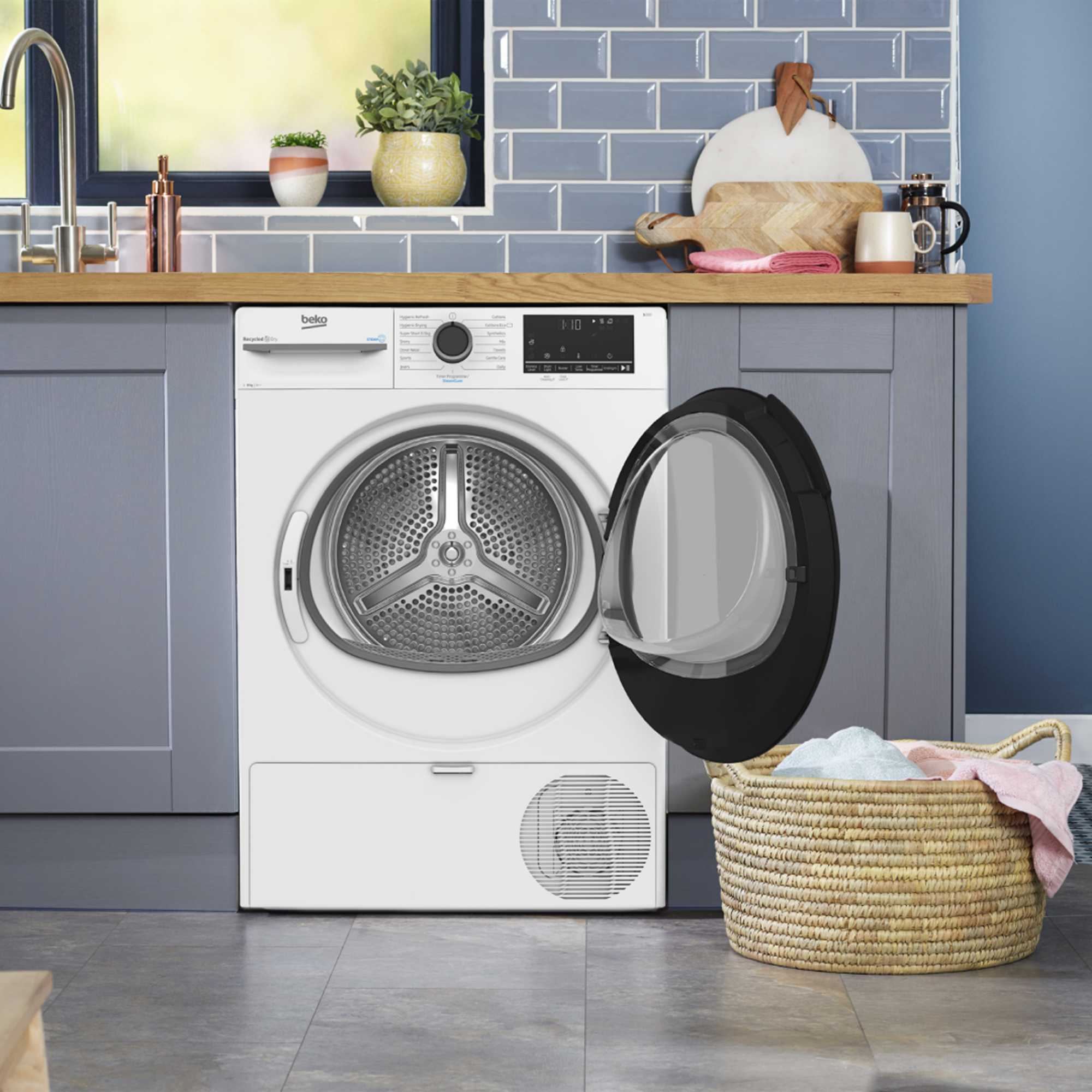 8kg Heat Pump Tumble Dryer - BM3T3833W