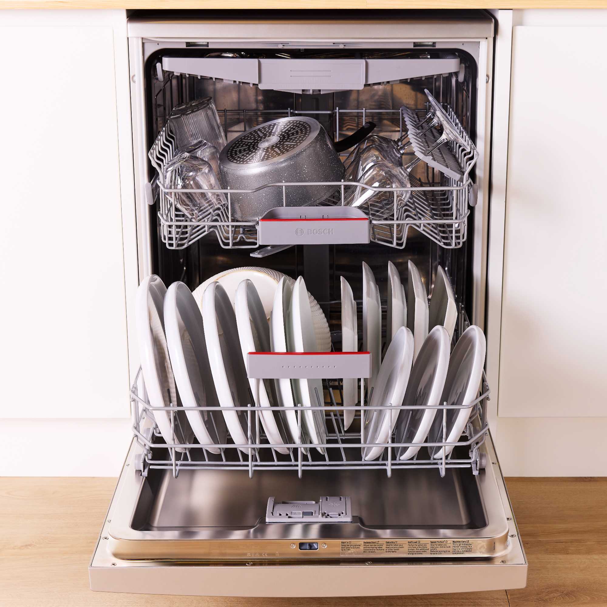 SMS4EMI06G Series 4 60cm 14 Place Setting Dishwasher - Silver Inox