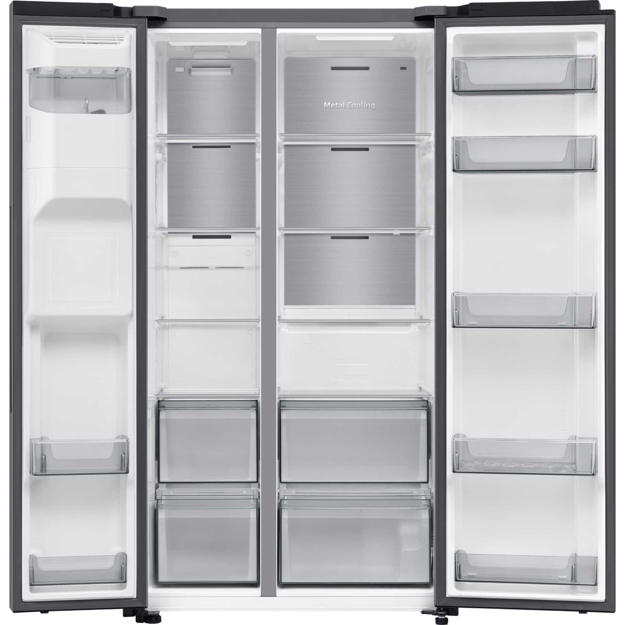 Series 6 RS70F64KETEU SpaceMax 640L Smart American Fridge Freezer - Silver
