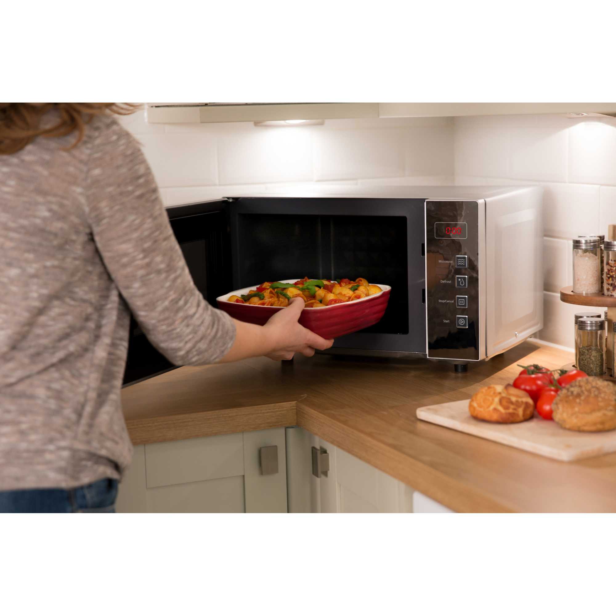 RHEM2301S 23L Flatbed Solo 800w Microwave - Silver