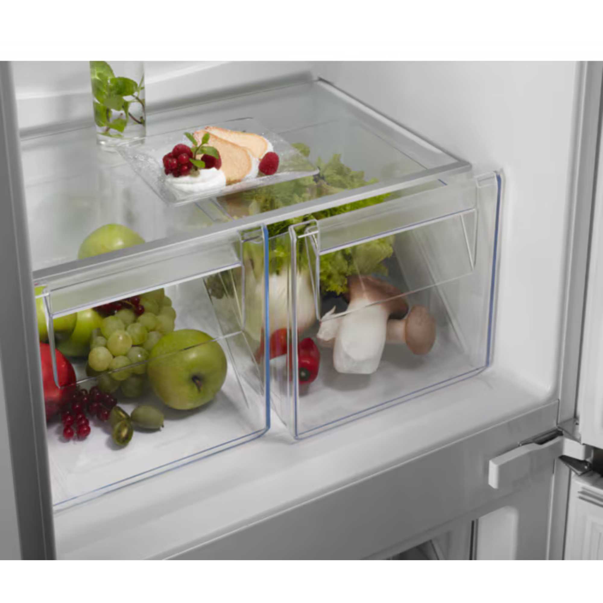 7000 GreenZone Built-In Fridge Freezer 60/40 TwinTech No Frost - NSC7N18ZES