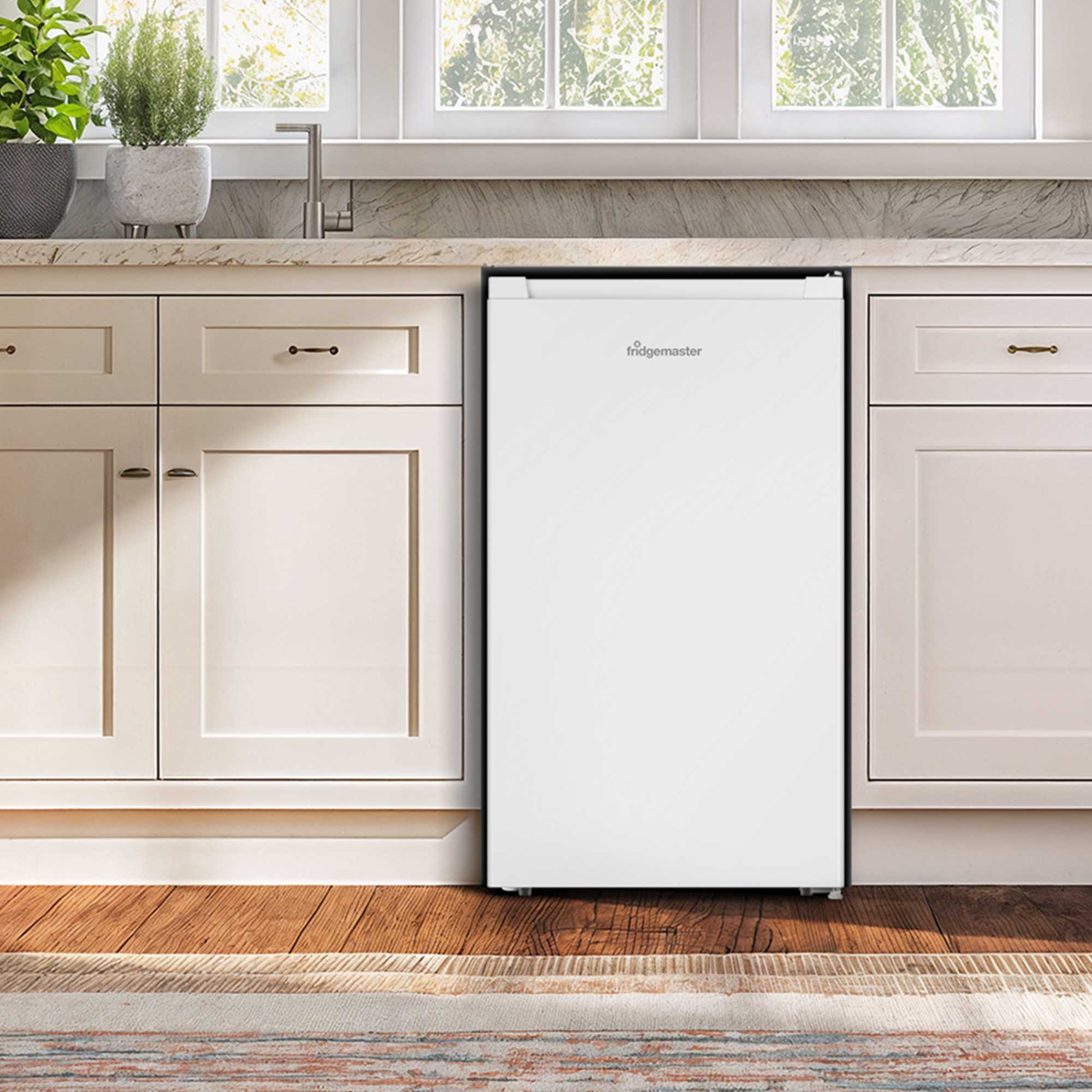 MUL4892E 92l Undercounter Larder Fridge - White