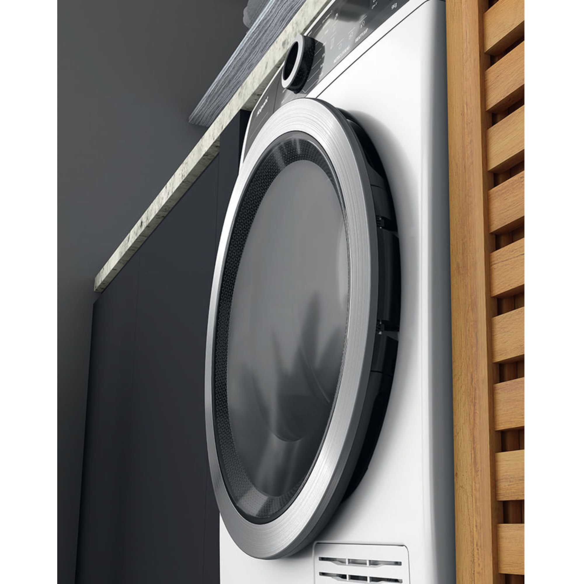 H8 D94WB UK GentlePower 9kg Heat Pump Tumble Dryer - White