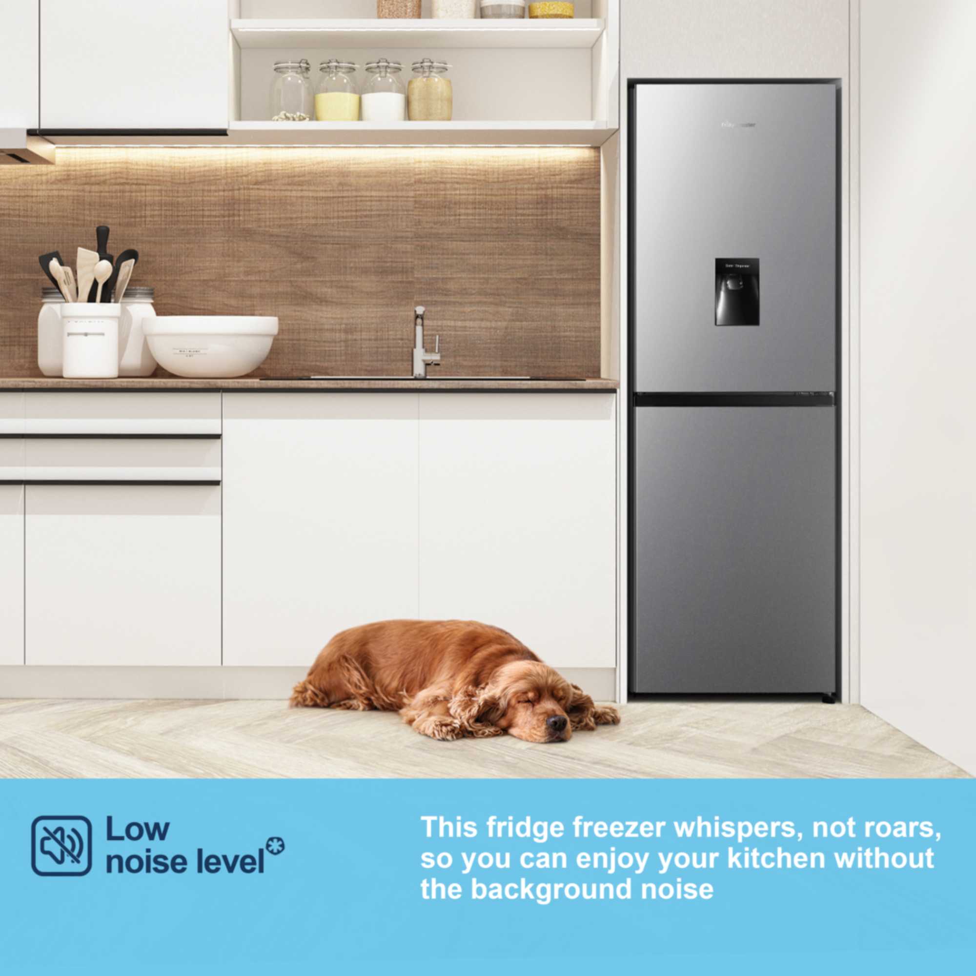 MC55240DES 252l Fridge Freezer with Water Dispenser - Silver