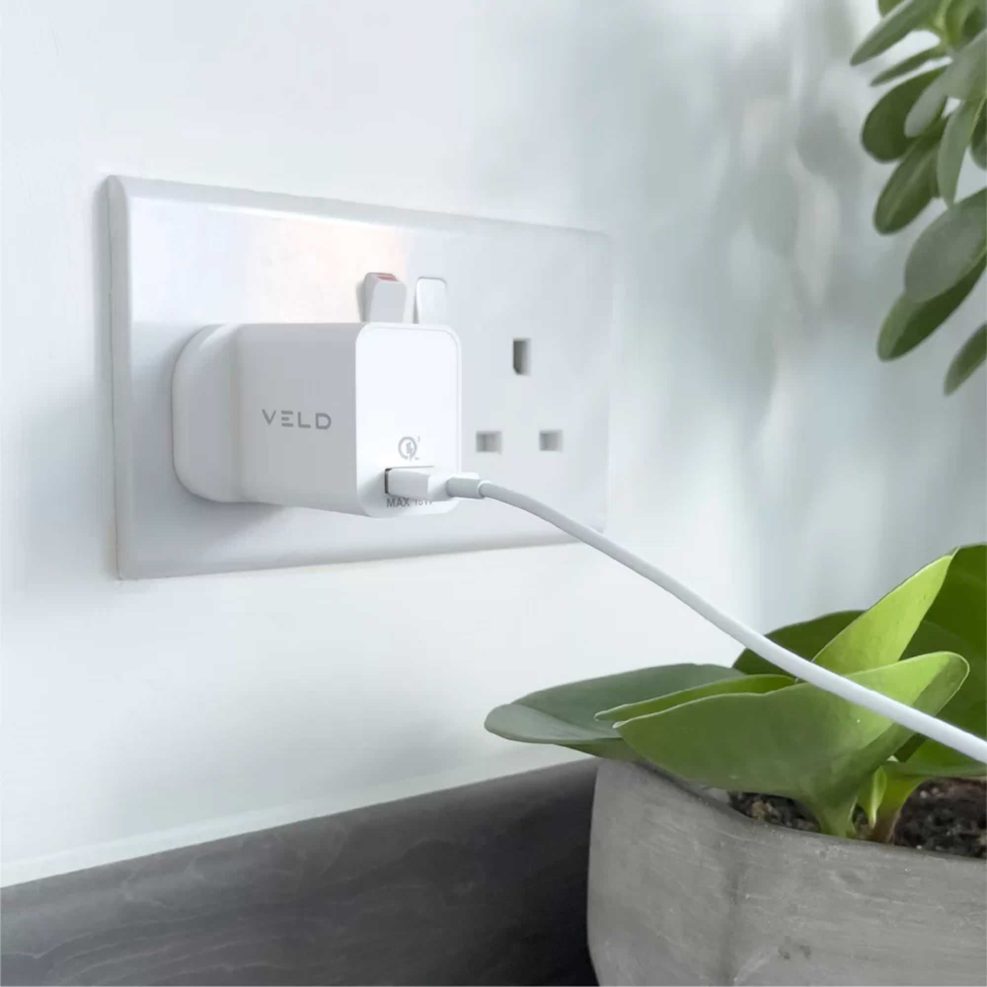 VH18AW Super-Fast 18W USB Wall Charger