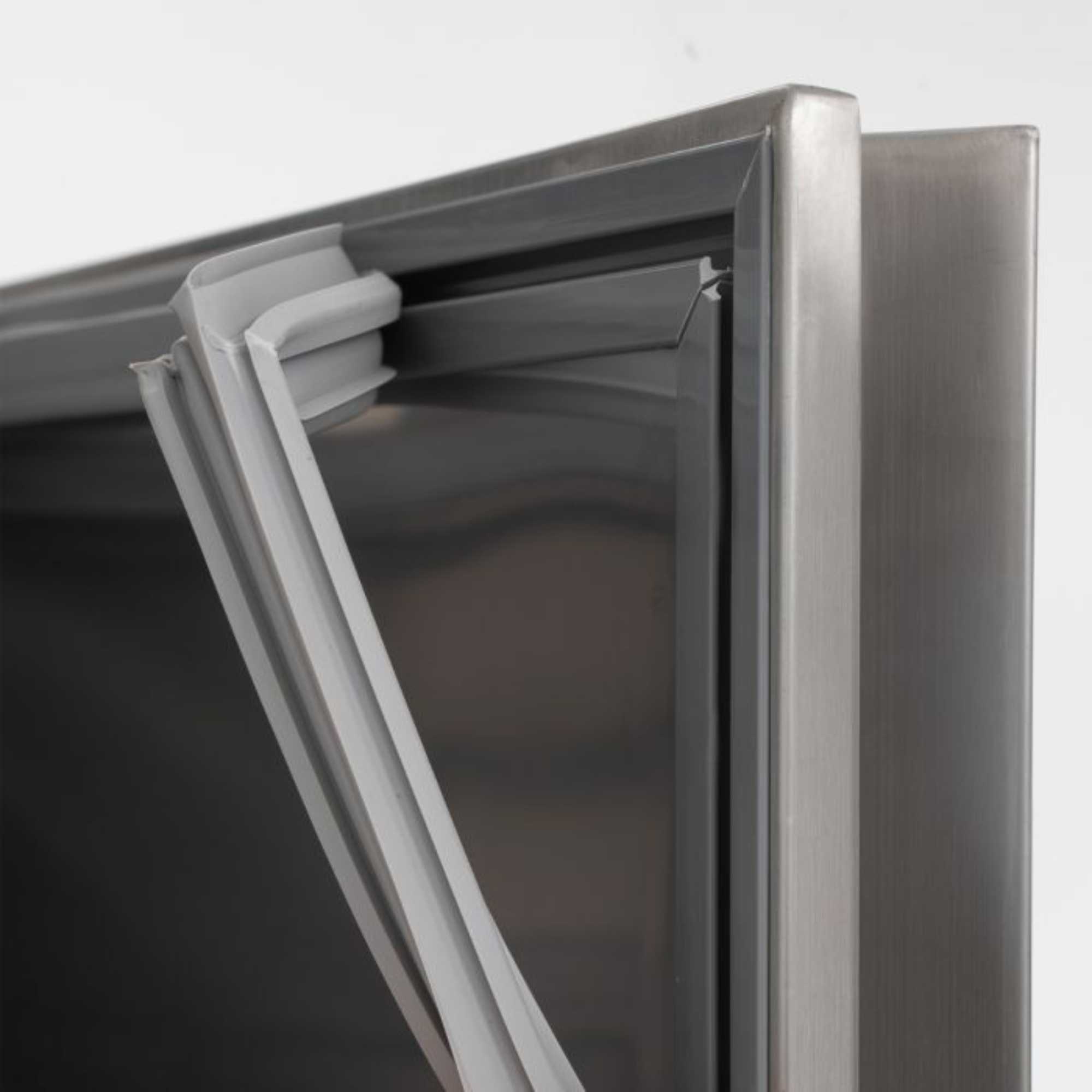 BR2SS Upright Double Hinged Door 1300L Gastronorm Refrigerator