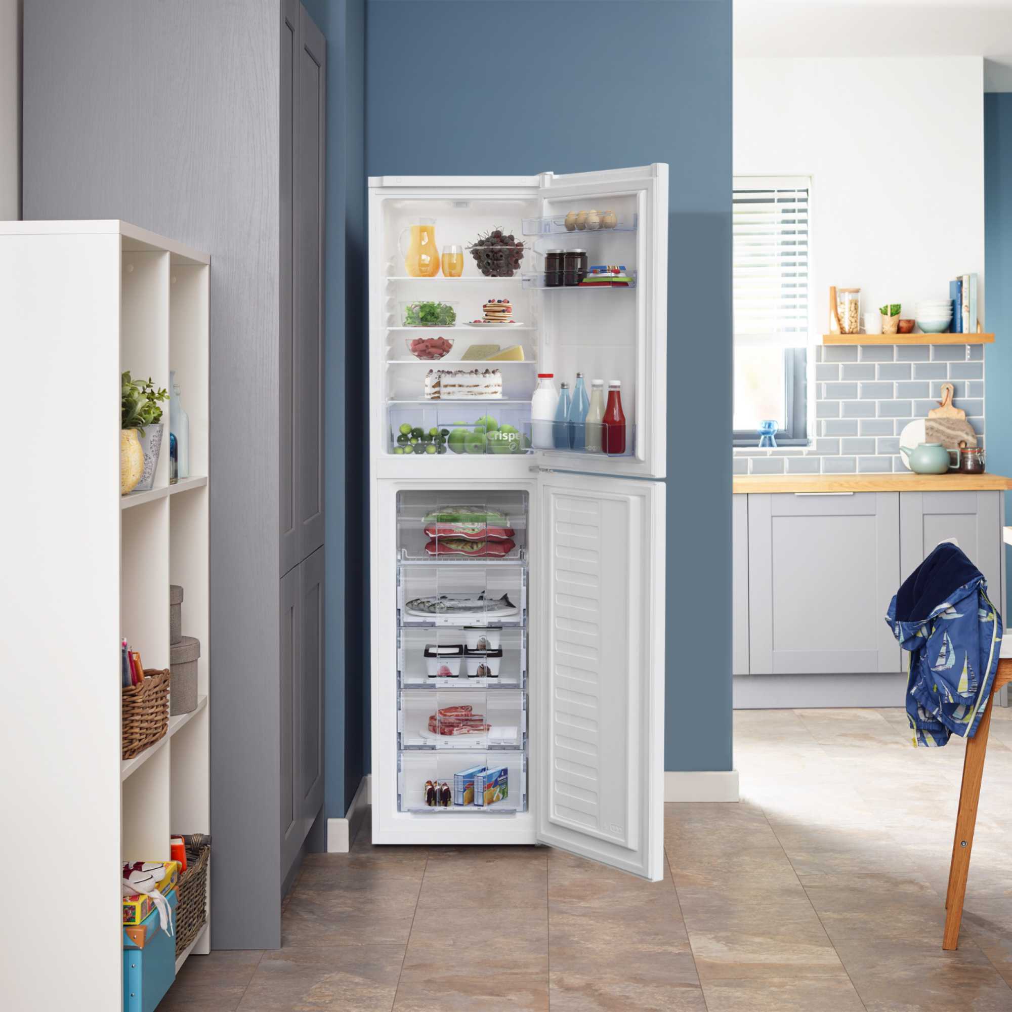 Fridge Freezer 40/60 Frost Free - White - CFG4501W