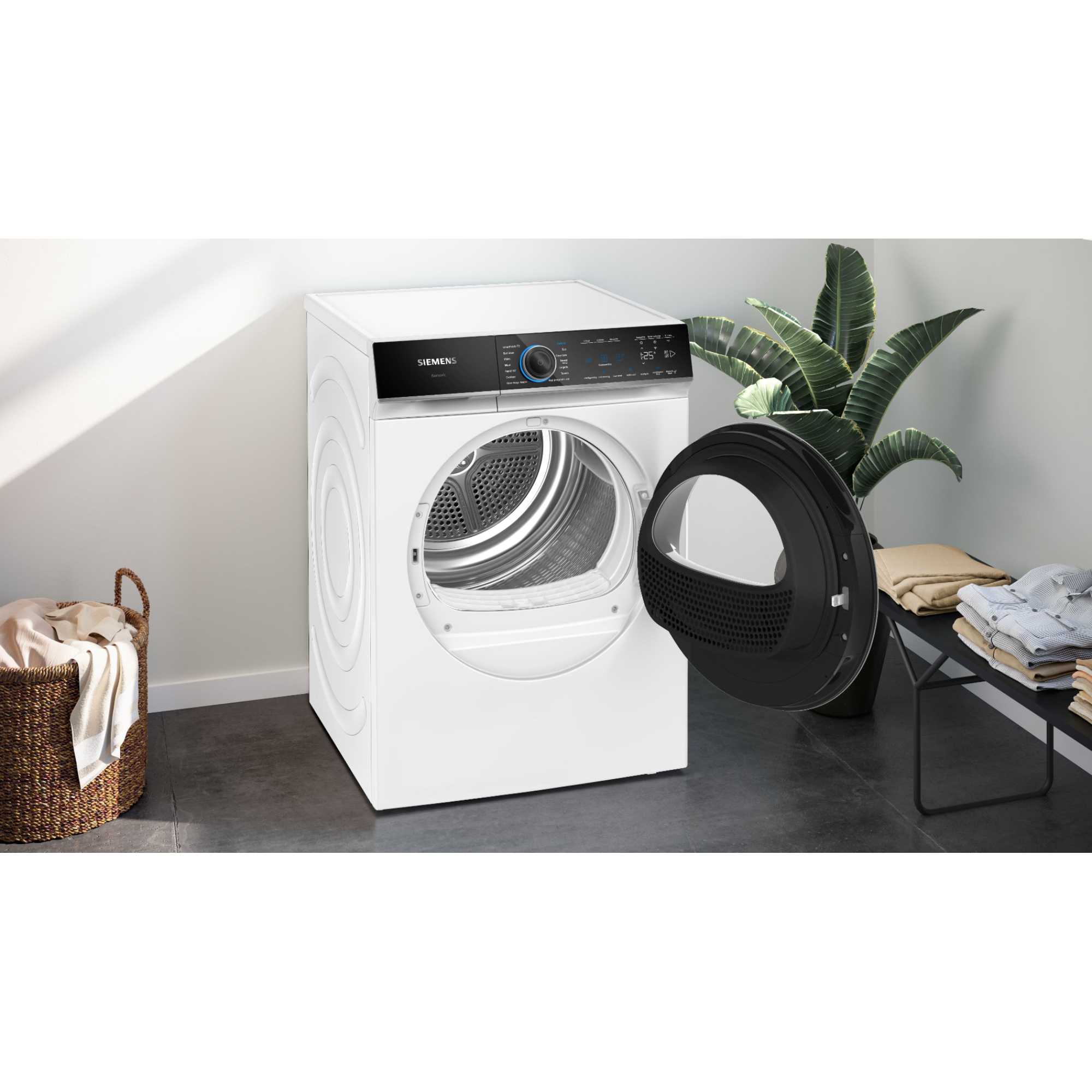 WR47B2C9GB IQ700 9kg Heat Pump Smart Tumble Dryer - White