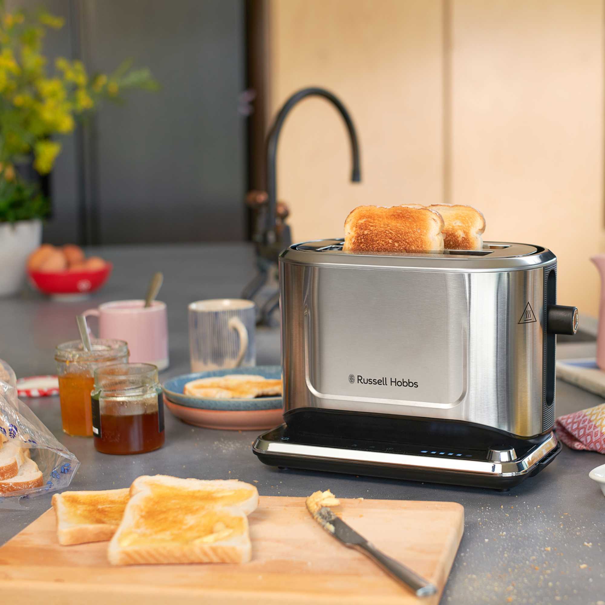 26210 2 Slice Attentiv Toaster with Touch Screen - Stainless Steel