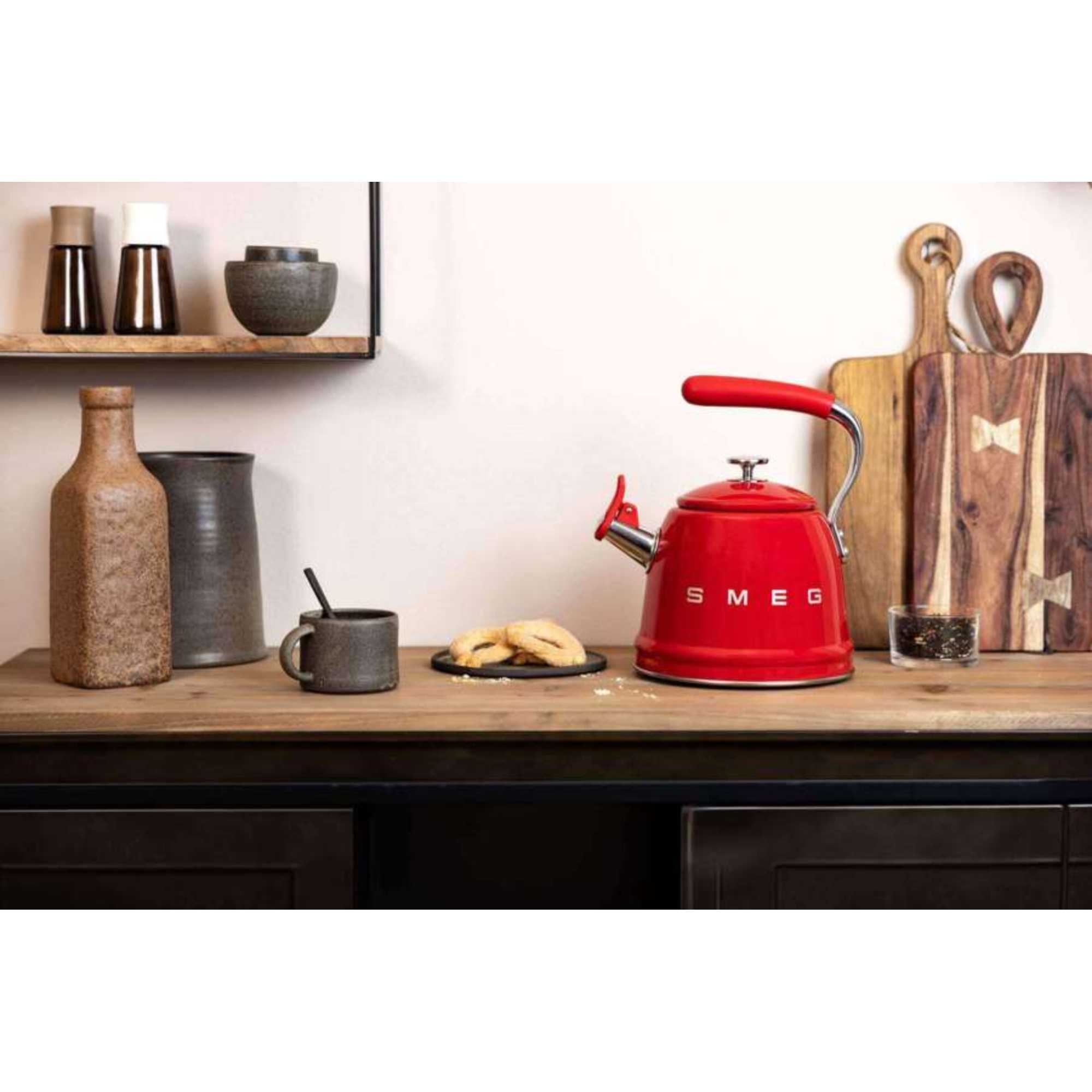 Smeg WKF01RD 2.3L 50s Style Whistling Kettle - Red