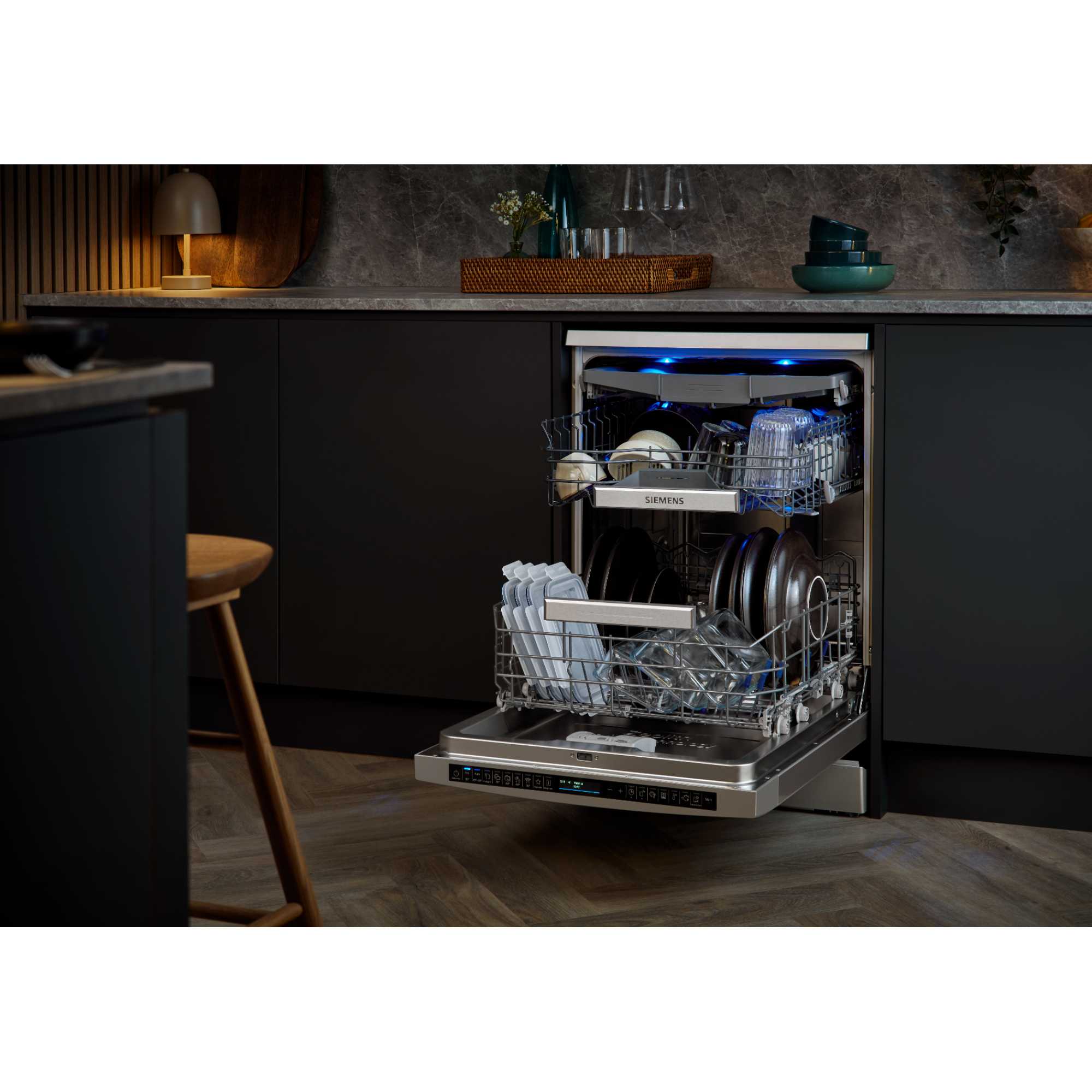 iQ700 Freestanding Full-Sized Dishwasher - SN27TI02CE