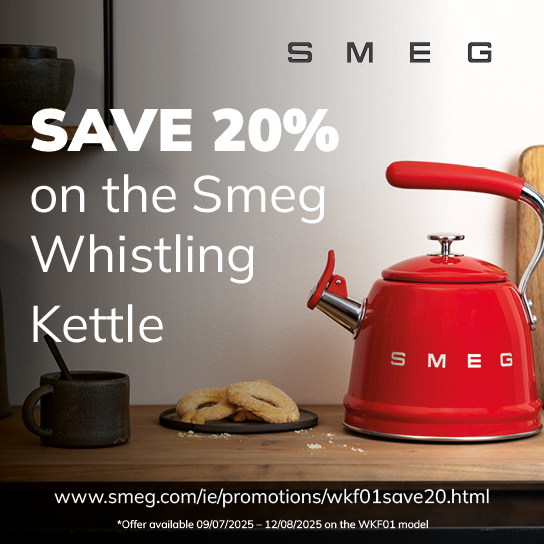 Save 20% on the Smeg whistling kettle